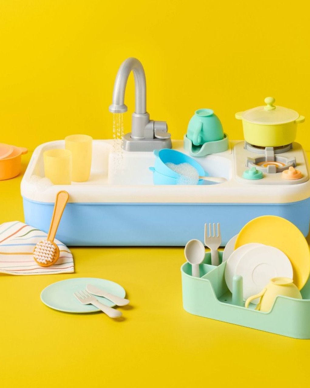 On sale $12!!! Play water sink. Kids Christmas gift. #kidschristmas #christmasgift 

#LTKKids #LTKHoliday #LTKGiftGuide