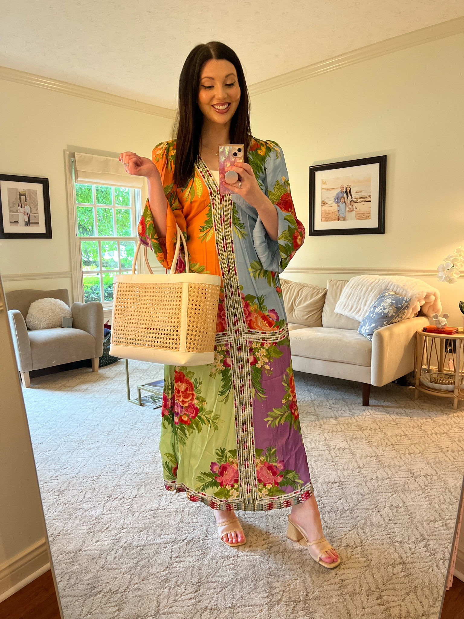 Summer vibes!! This tote is super versatile and only $35! Also comes in black 🖤 Link for bag and dress in stories! 



#LTKFindsUnder50 #LTKItBag #LTKSummerEdit