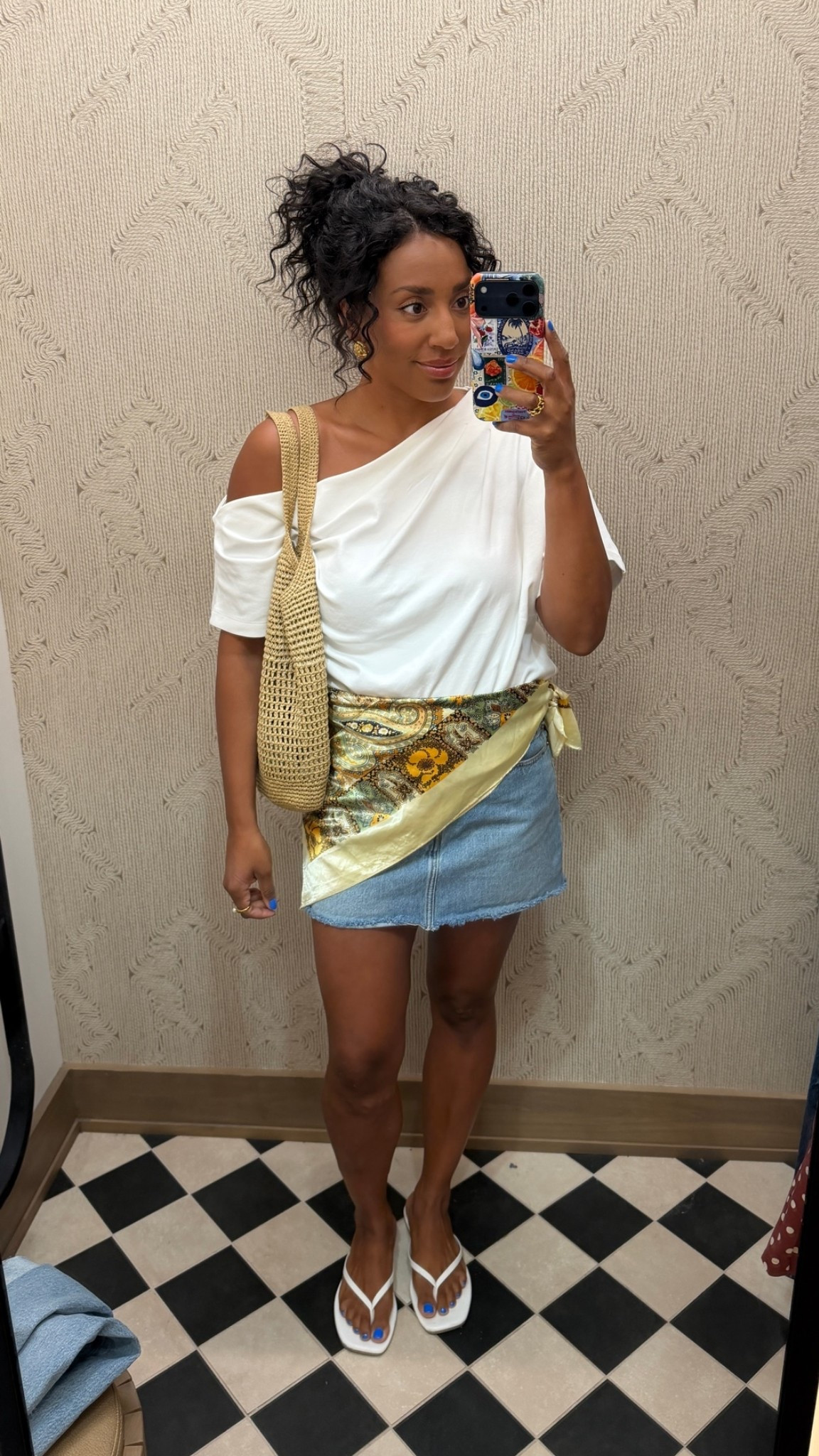 Size L in @Aritzia top (wish I sized down) and 30 in skirt!

#LTKootd #LTKmomlife #LTKMidsize