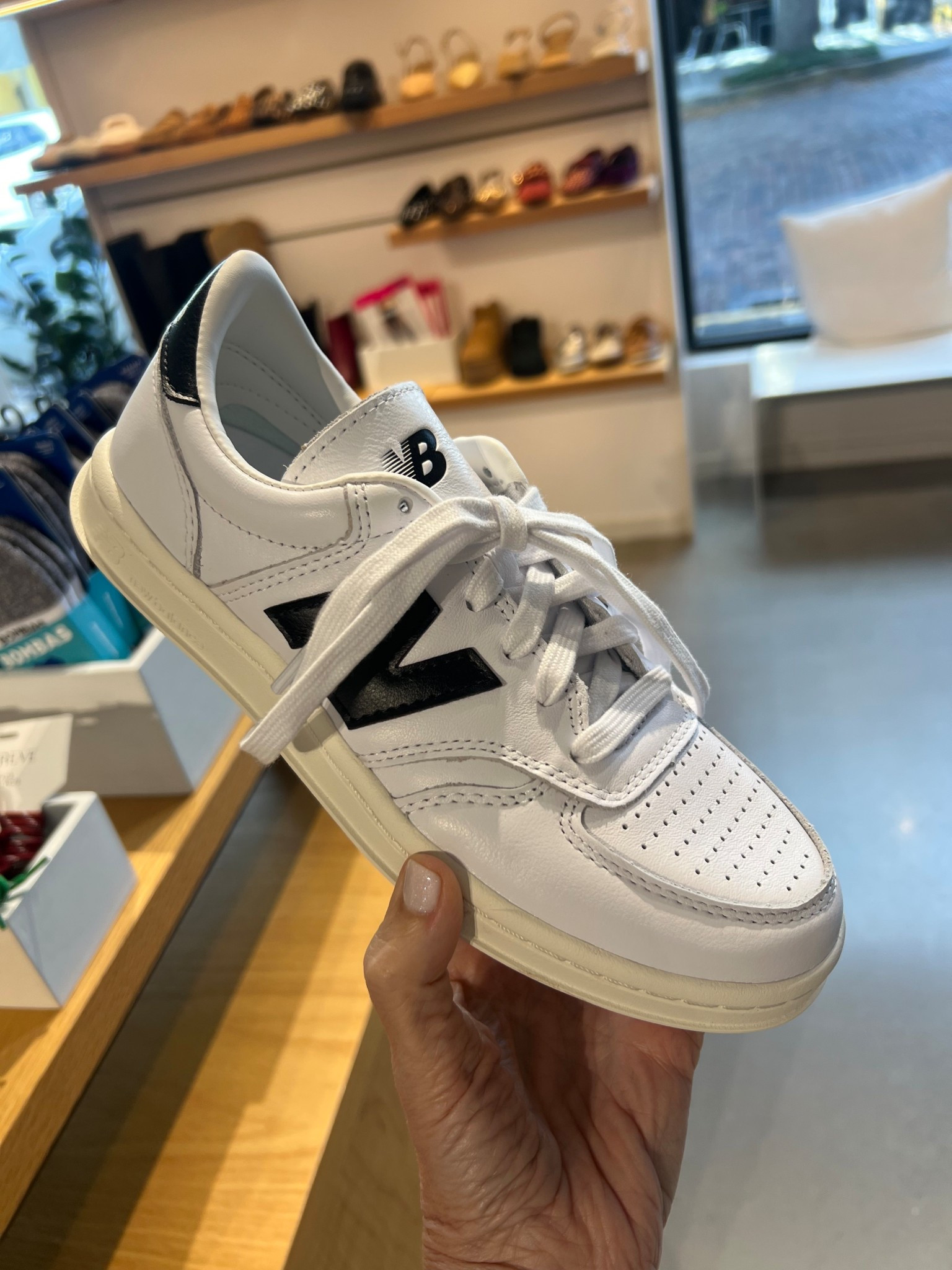 black and white sneakers 

#LTKootd #LTKOver40 #LTKSeasonal