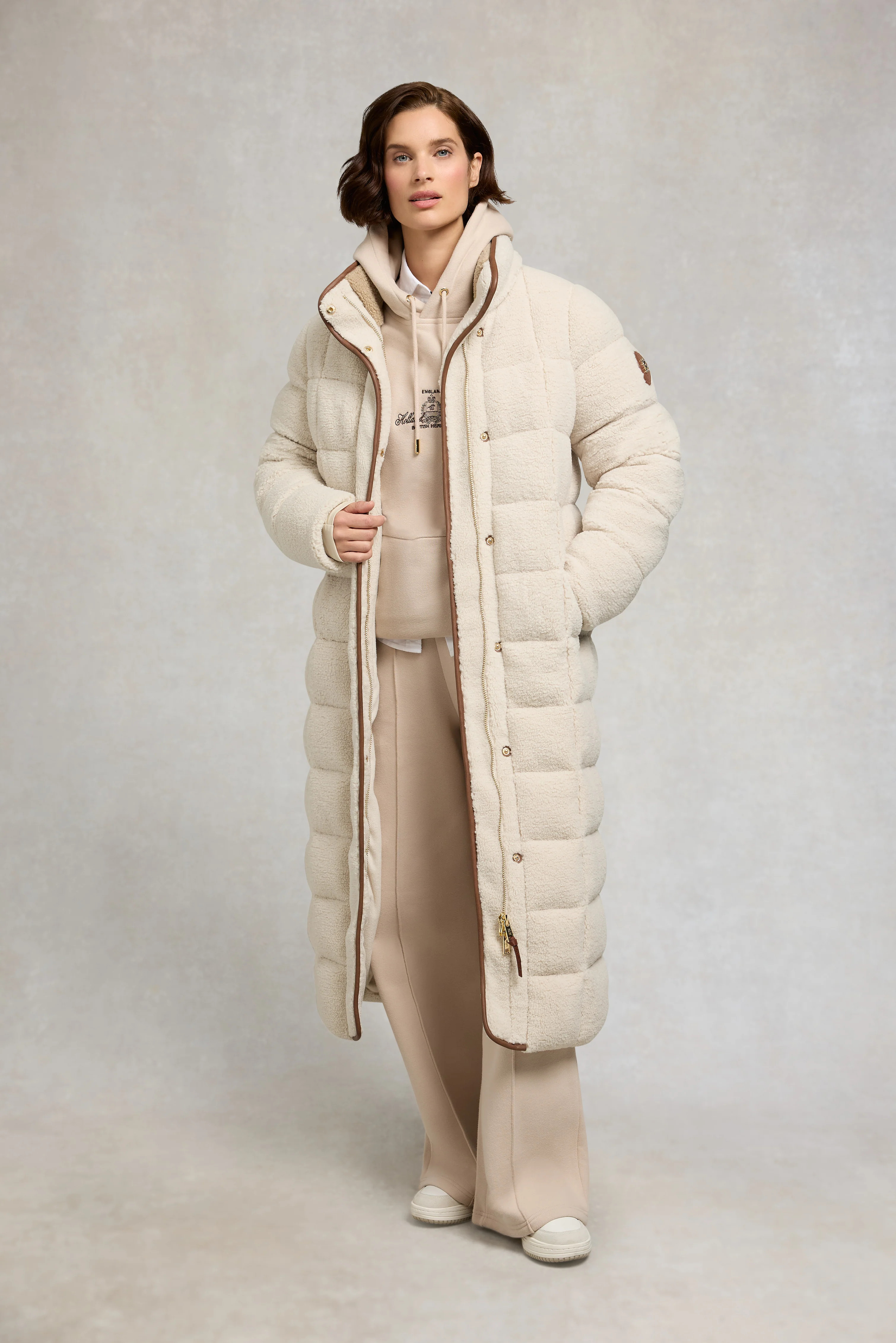 Crawford Longline Coat (Natural Borg) | Holland Cooper