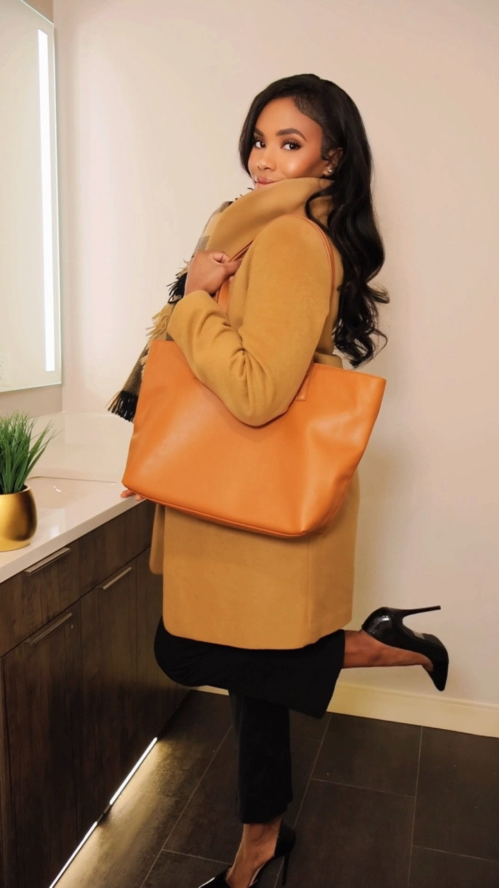 This is the definition of quiet luxury. 🖤 The perfect cocoon coat and a buttery leather tote—timeless pieces that feel incredibly luxurious without the designer markup.

Shop my looks and use code “INFG-25NIARAMICHELLE10” for a discount for new customers!

#QuietLuxury #ItalianWoolCoat #LeatherTote #QuinceStyle #LTKunder200

#LTKgrwm #LTKootd #LTKFindsUnder100