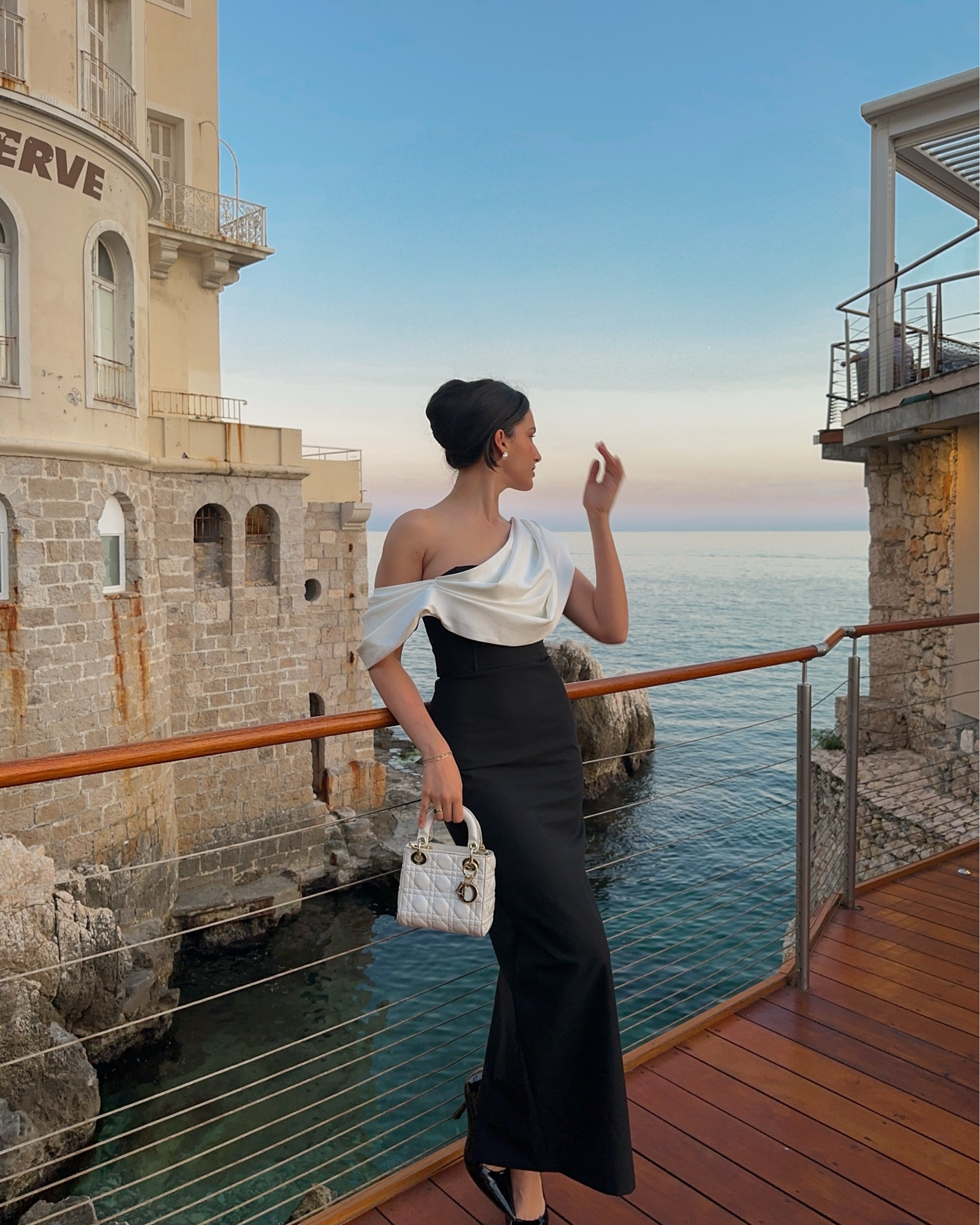 French Riviera sunsets 🥹🤍✨

#summeroutfitideas #pinterestinspired #oldmoneystyle #frenchrivieralife #eurosummer

#LTKwedding #LTKsummer #LTKluxury