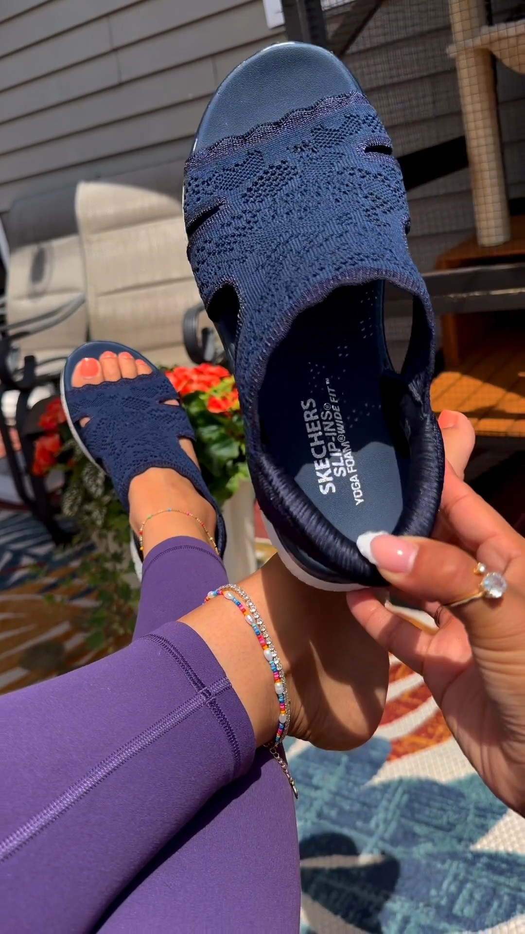 new slip in Skechers 💙 #skechers #sandals

#LTKootd #LTKActive #LTKSeasonal