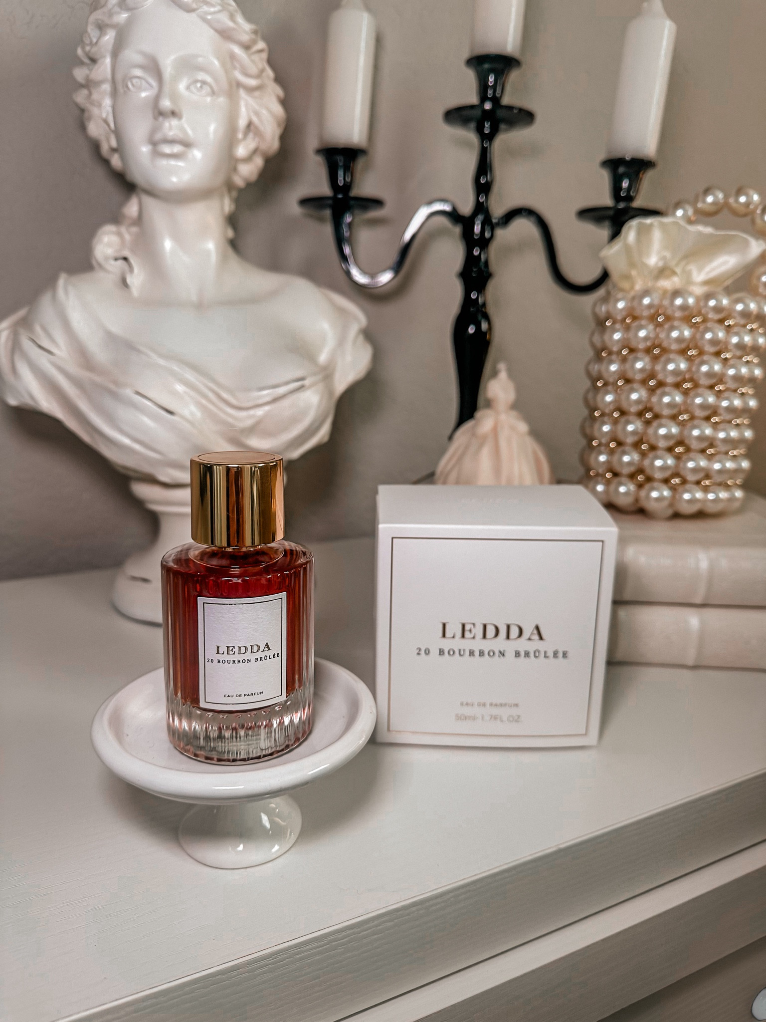 20 Bourbon Brûlée by @leddafragrance 

20 Bourbon Brûlée is a rich, warm fragrance that combines gourmand caramel with boozy notes of whiskey and vanilla bourbon to create an addictive fall/winter blend. #leddafragrance #momentsinLEDDA #giftguide #fragrance 



#LTKCyberWeek #LTKGiftGuide #LTKHoliday