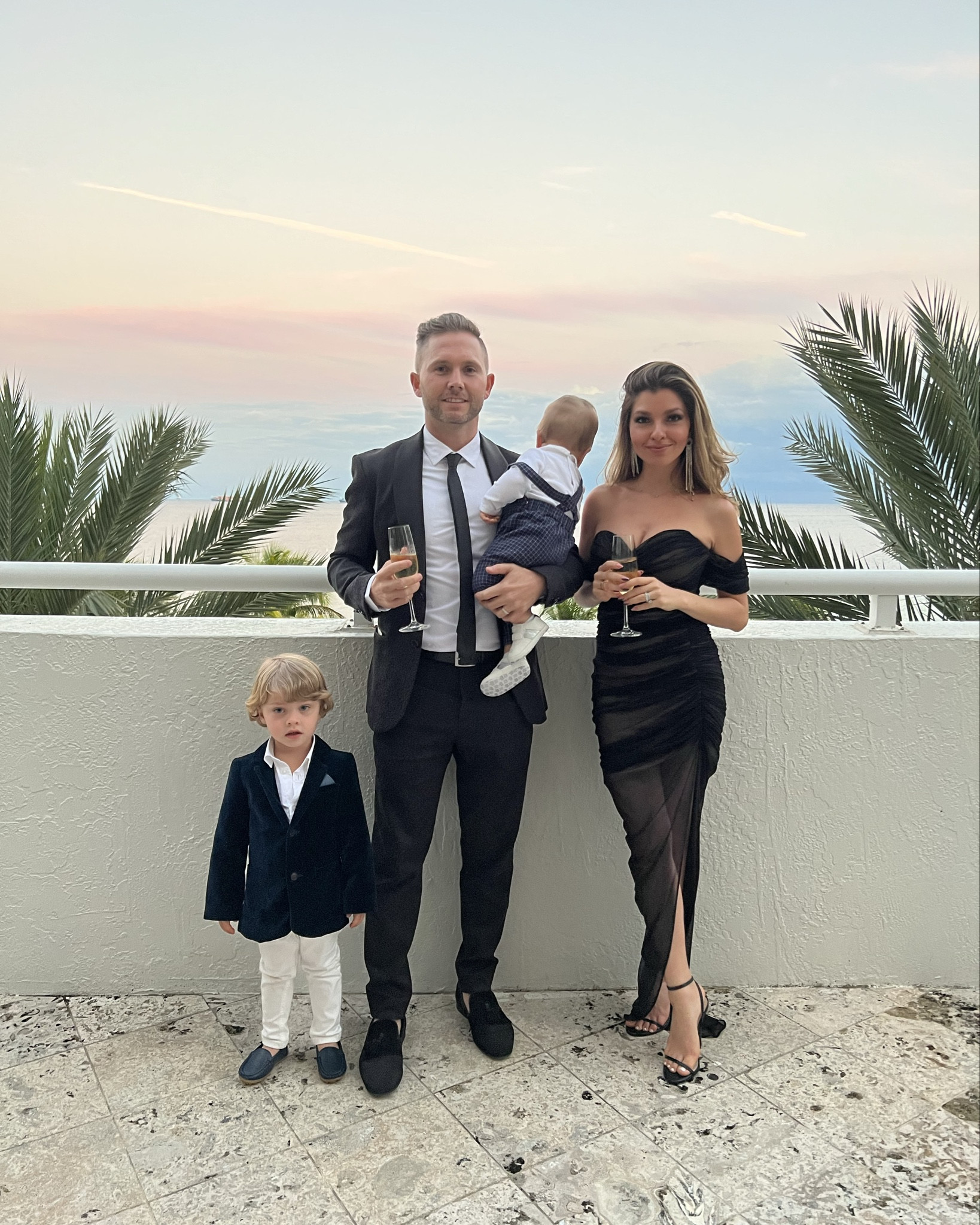 Another wedding look 😍 wearing the Nookie Dita Mesh gown in black. It features a silicone grip lining & boned bodice 👌🏼

I’m 5’1” flat wearing a size S. I was a few months postpartum here and this dress was so flattering; fitting in all the right places without being too tight.

#petitefashion #petitestyle #weddingstyle #weddingoutfit #weddingdress #bridesmaiddress #weddingguest #blackgown #offtheshoulder #weddingseason

#LTKWedding #LTKPetite #LTKFamily