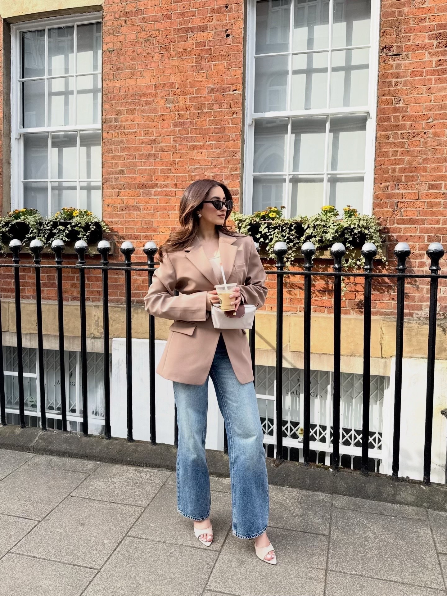 The perfect blazer and jeans combo, loving a cinched blazer atm #asos #cinchedblazer #blazernadjeans #blazeroutfit #springoutfit #brunchoutfit 

#LTKpetite #LTKspring #LTKjeans