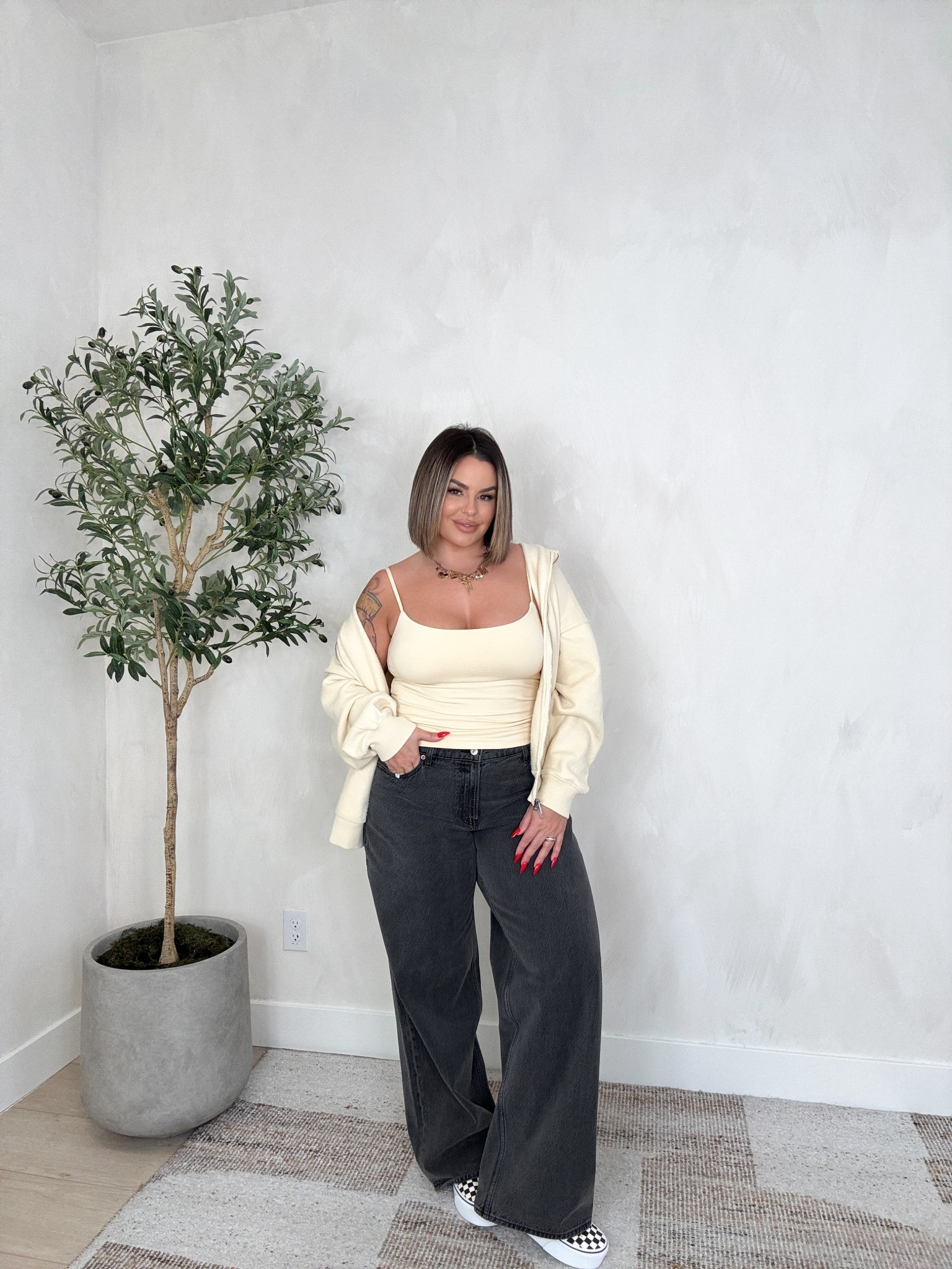 Sweatshirt xl 
Tank bra free tank just has padding in it that’s removable but no built in shelf which I actually prefer. If you want more support in the tank size down. I’m wearing a L. 
Jeans 32L size up for baggy fit they do run tts tho. Don’t be scared of low rise they are not like the ones we wore in highschool they are more of a mid rise they hit right at my belly button. 
Use code DENIMAF to save extra 15% off now until 2/2 on Abercrombie. 


#LTKootd #LTKSaleAlert #LTKMidsize