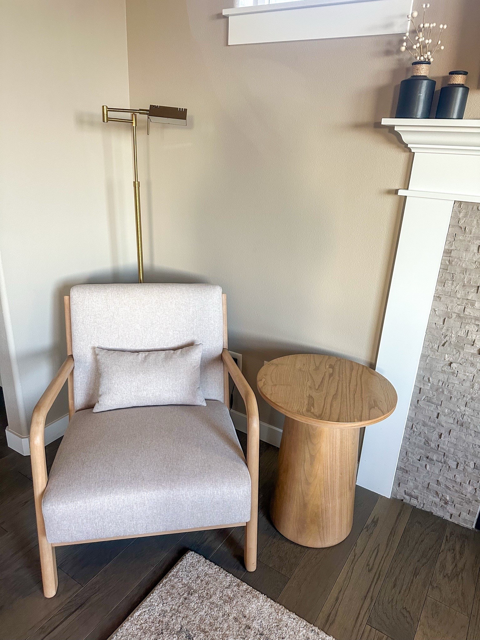 Kacey’s reading corner | Reading corner, cozy corner, home decor, interior inspo, midcentury modern, accent chair, reading nook, home aesthetic

#LTKHome #LTKSaleAlert