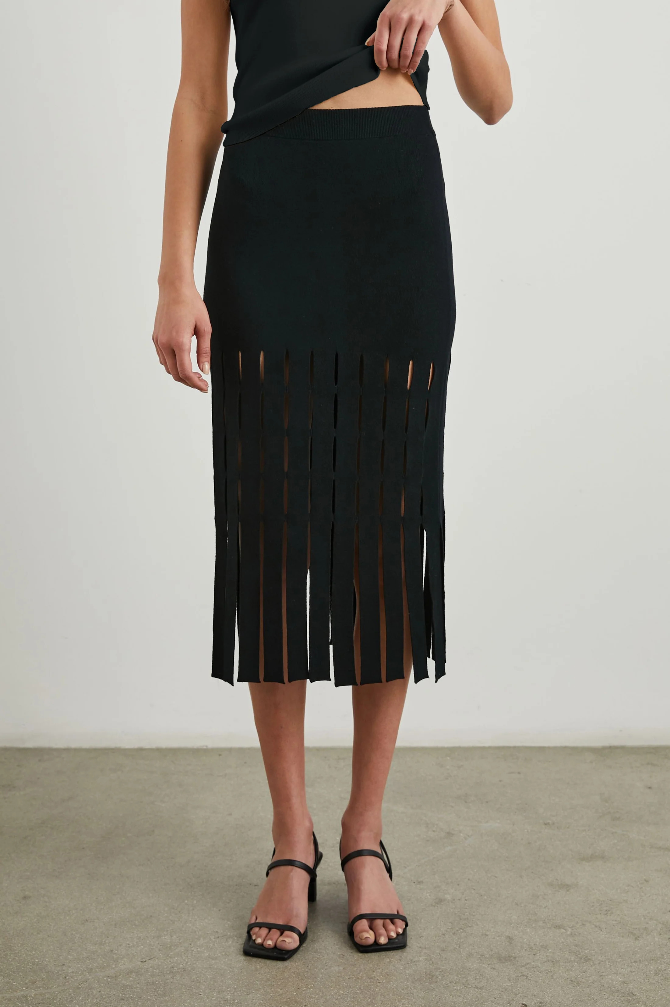 NOLA SKIRT - BLACK | Rails