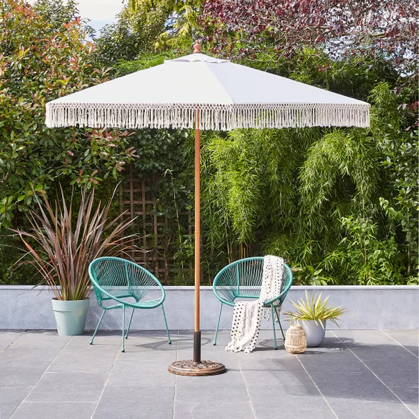 2.7m Macrame Parasol | Dunelm