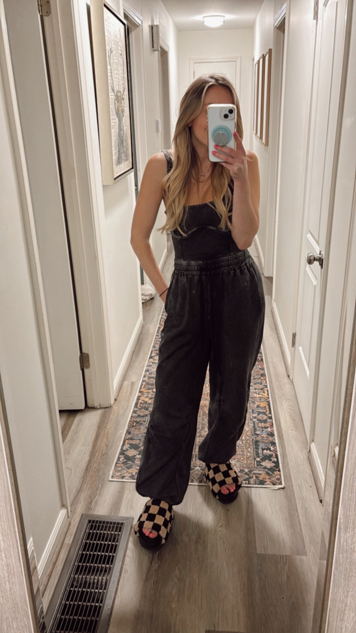 loves a onesie bc it’s the least amount of effort / petite friendly! Wearing size XS- runs a bit oversized. Perfect for the day to day mom on the go! Comes in 10+ colors, wearing the black 🖤

#LTKU #LTKStyleTip #LTKPetite