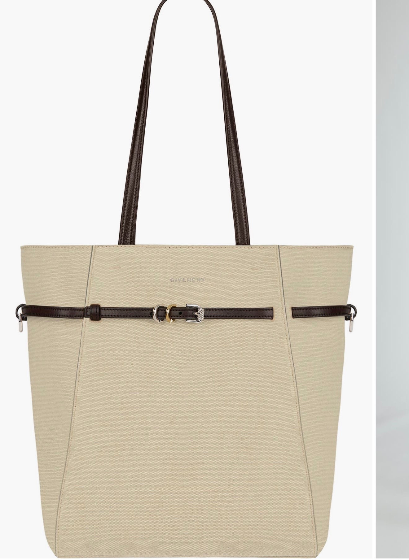 Designer handbag 50%off

#LTKSaleAlert #LTKWorkwear #LTKTravel