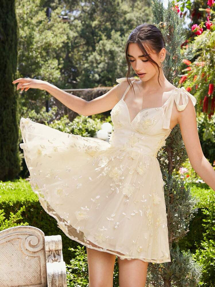 Enchnt Women A-Line Sundress With Puffy Dress And 3D Flower Decorated Spaghetti Strap,Floral Embr... | SHEIN