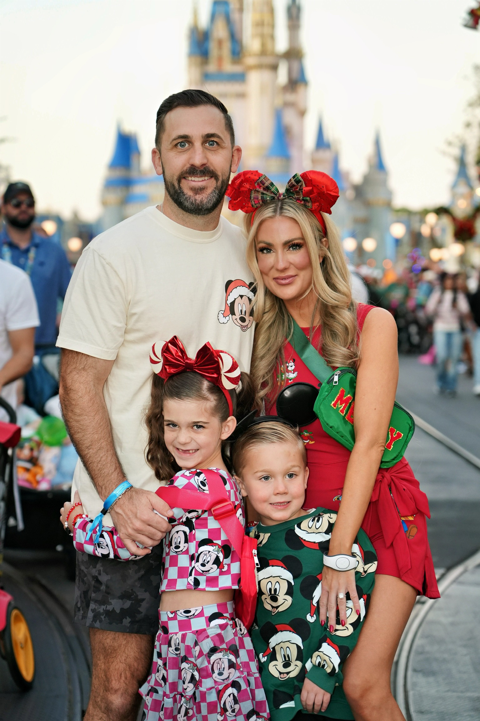 Wish we were still here 🥹

Disney, Disney family photos, Disney family outfits, family outfit inspo, holiday outfit inspo, Disney Christmas, Disney Christmas outfits, Mallory Lee Richardson 

#LTKKids #LTKHoliday #LTKTravel