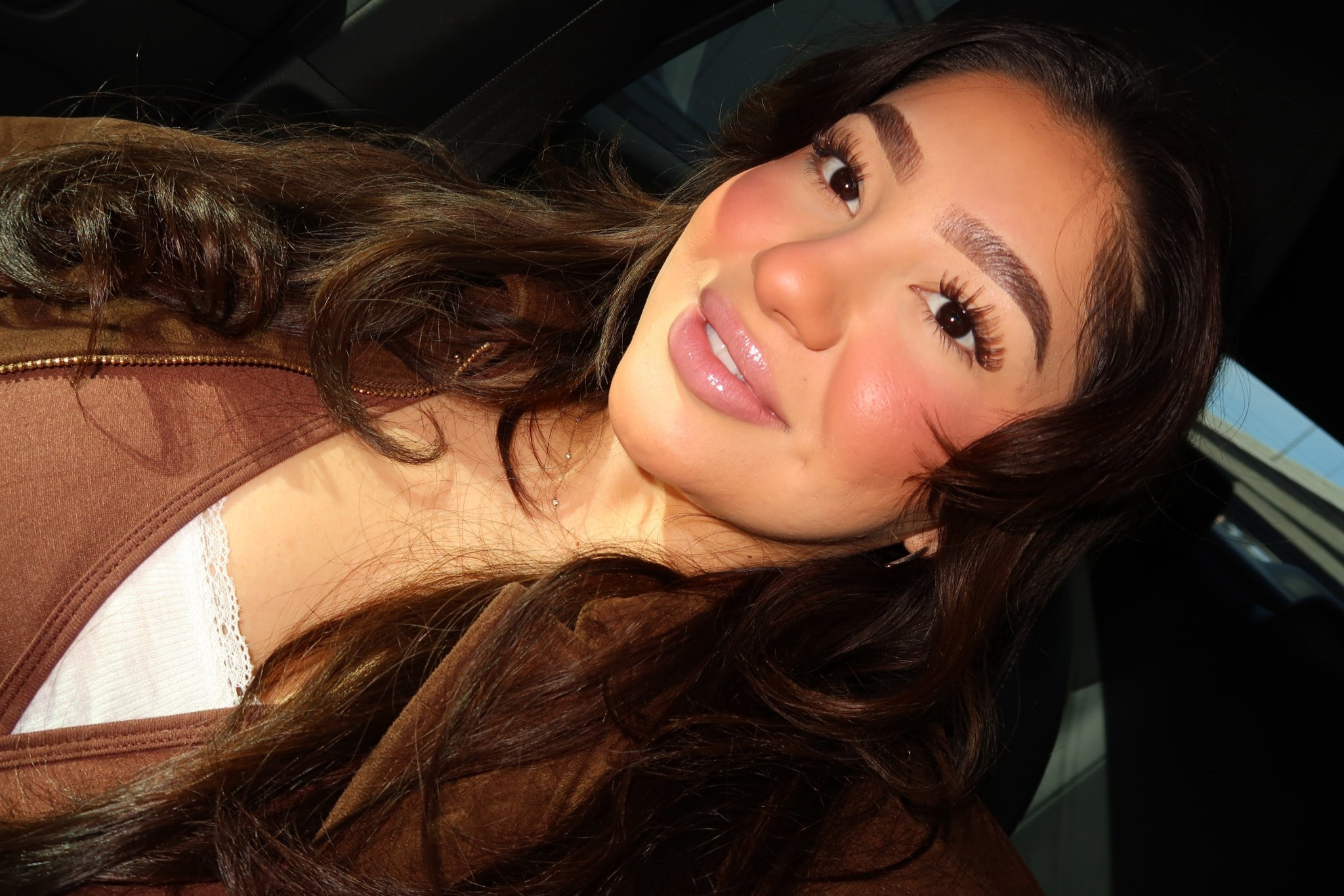 Happy Sunday 🤎

#LTKgrwm #LTKValentine #LTKBeauty