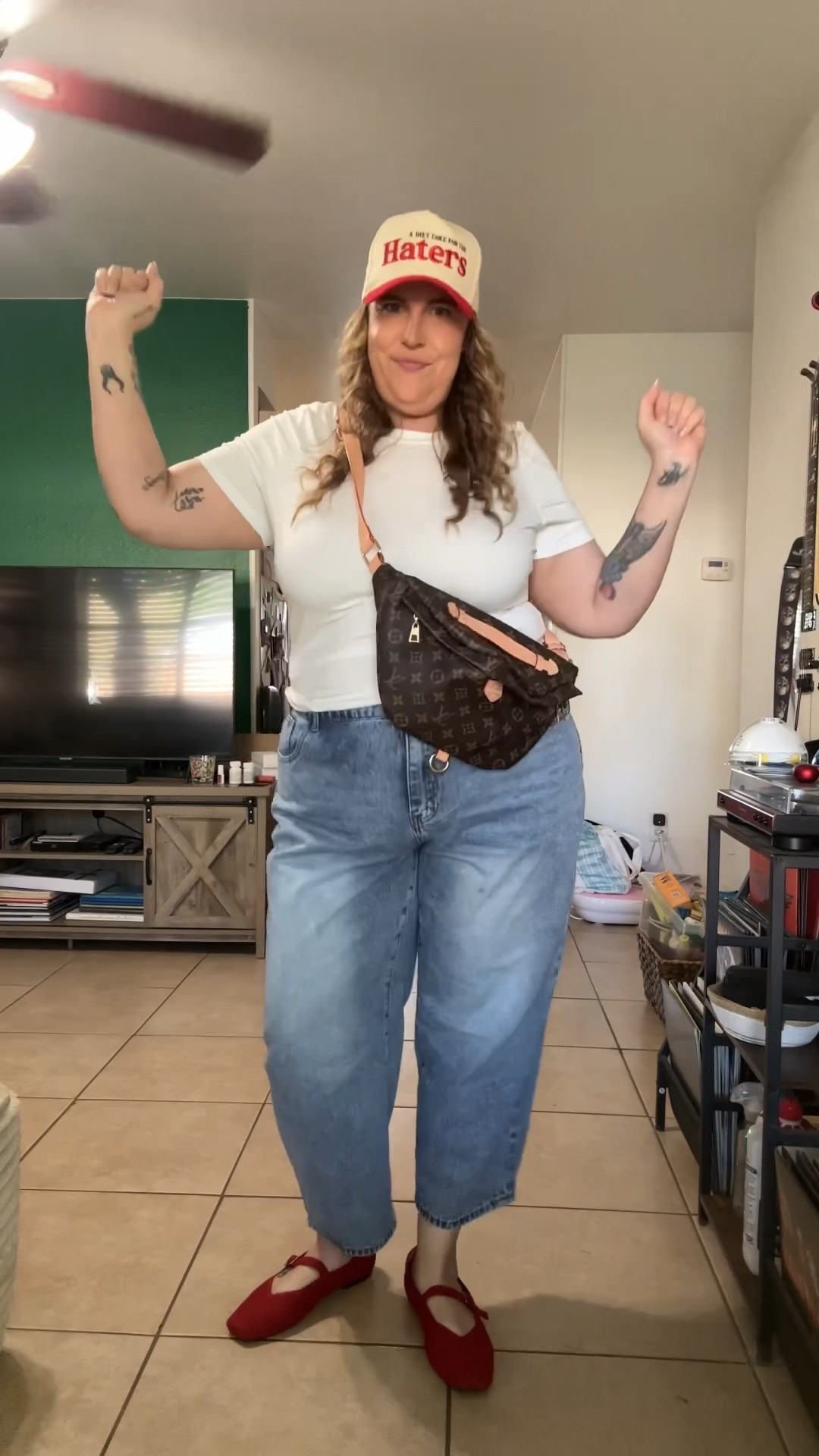 I’m an 18 on bottom xl/xxl on top 
Wearing a 3x (18) in the jeans
Wearing a 2x (16) in all tops 

#LTKMidsize #LTKSeasonal #LTKPlusSize