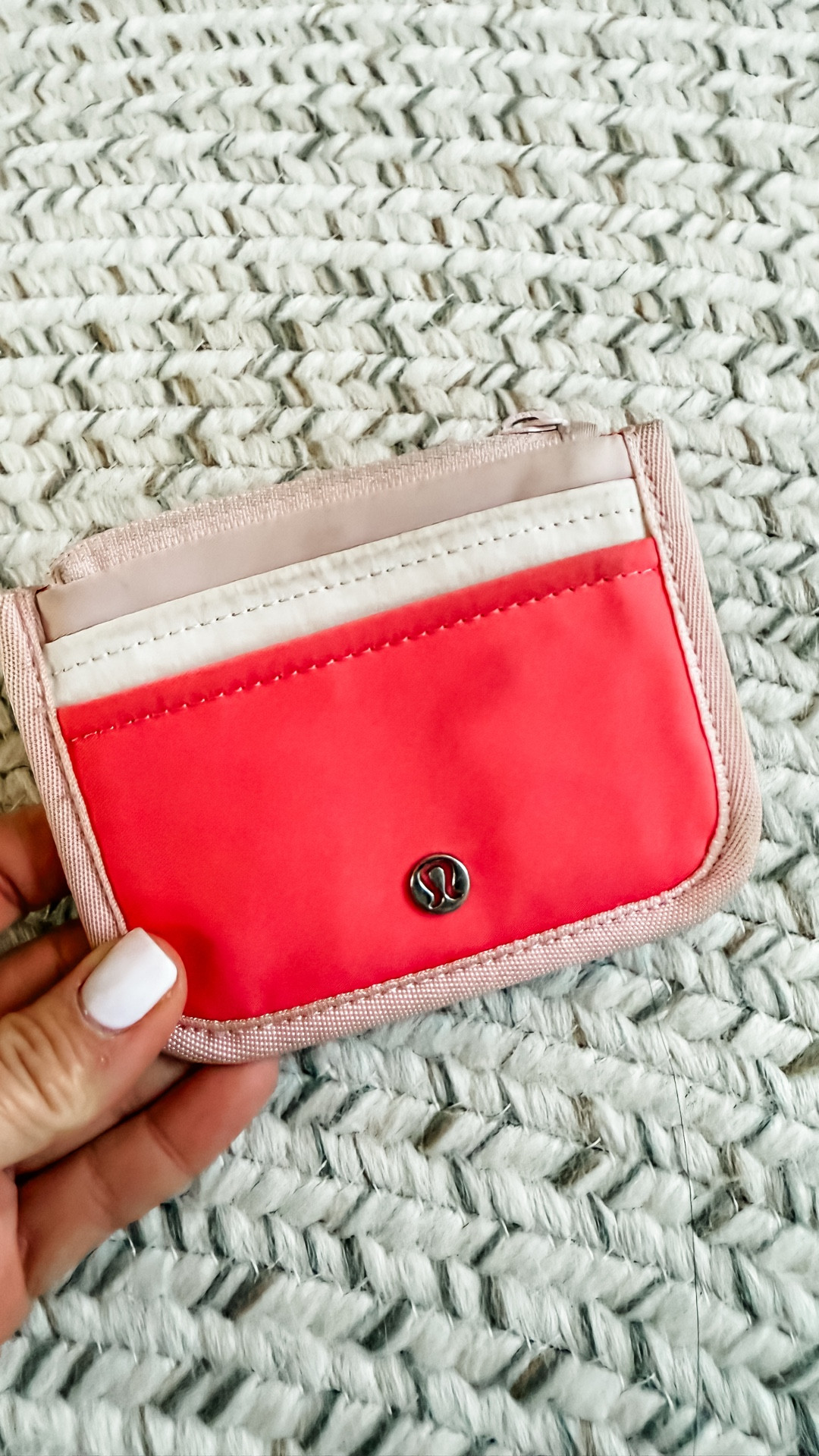 Lululemon end of season sale, wallet, card, wallet, Valentine’s Day gift, teacher gifts, gifts for teens, gifts for tweens

#LTKGiftGuide #LTKFindsUnder50 #LTKSaleAlert