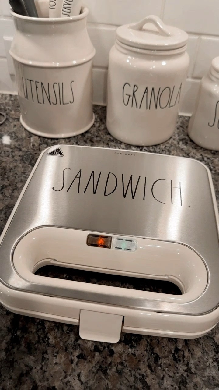 Best invention 🥪

#LTKhome #LTKGiftGuide #LTKkids