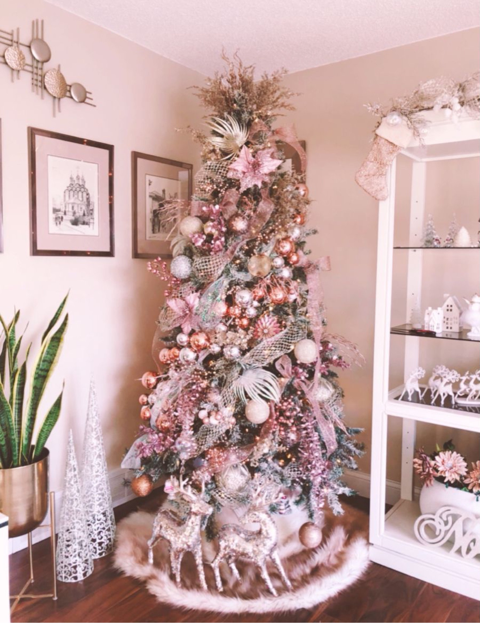 Pink Christmas tree decoration ornaments 

#LTKHoliday #LTKhome #LTKSeasonal