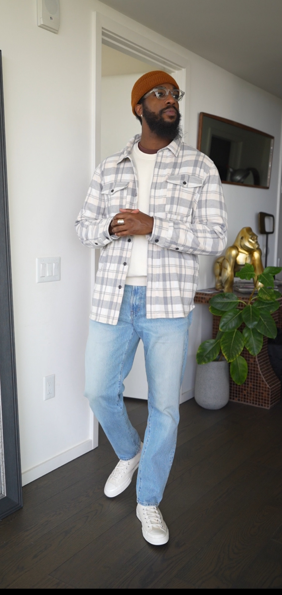 Flannels are trending heavily this fall. This is an easy everyday outfit for any guy to pull off. Switch out the converse for boots if that’s your style. Links to all items down below!

#LTKMens