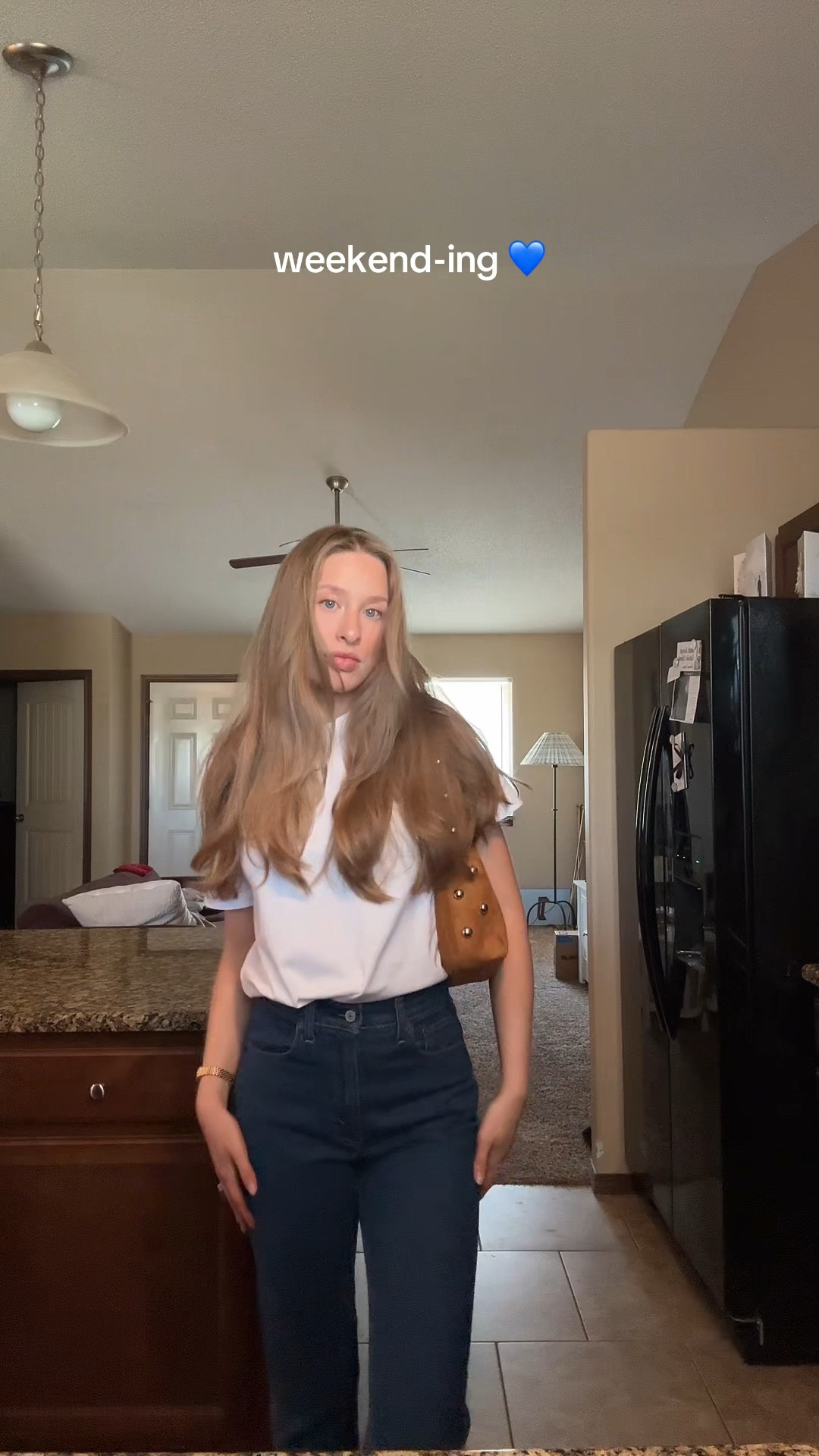 Wearing a size S in my oversized white tee from H&M
Abercrombie curve love ultra high rise 90s straight jeans in size 25 (dark marble)
Target brown suede shoulder bag 
Amazon gold watch
Amazon kitten heels


#LTKFindsUnder50 #LTKStyleTip