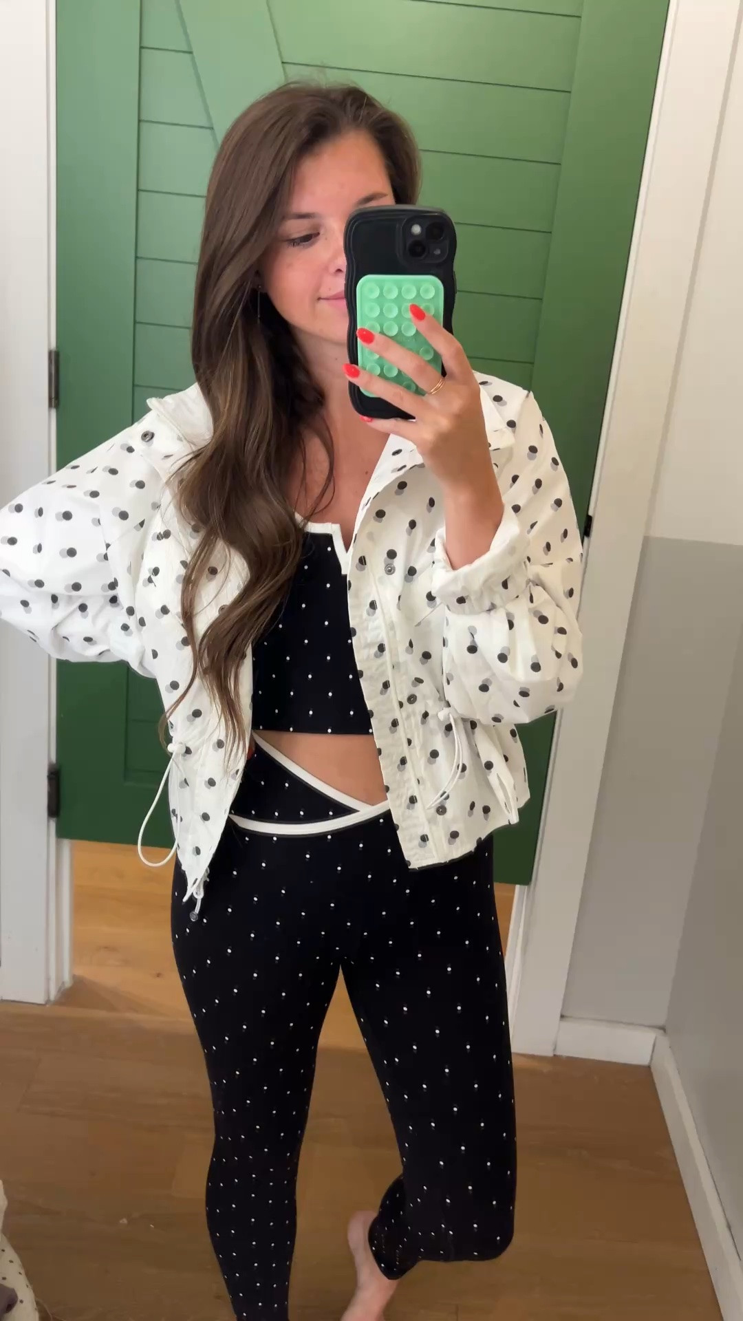 // jacket on sale for 30% off!! // cute athleisure set // polka dot athleisure set for college // back to school // college outfit inspo // college class outfit // athletic attire //

#LTKootd #LTKActive #LTKSaleAlert