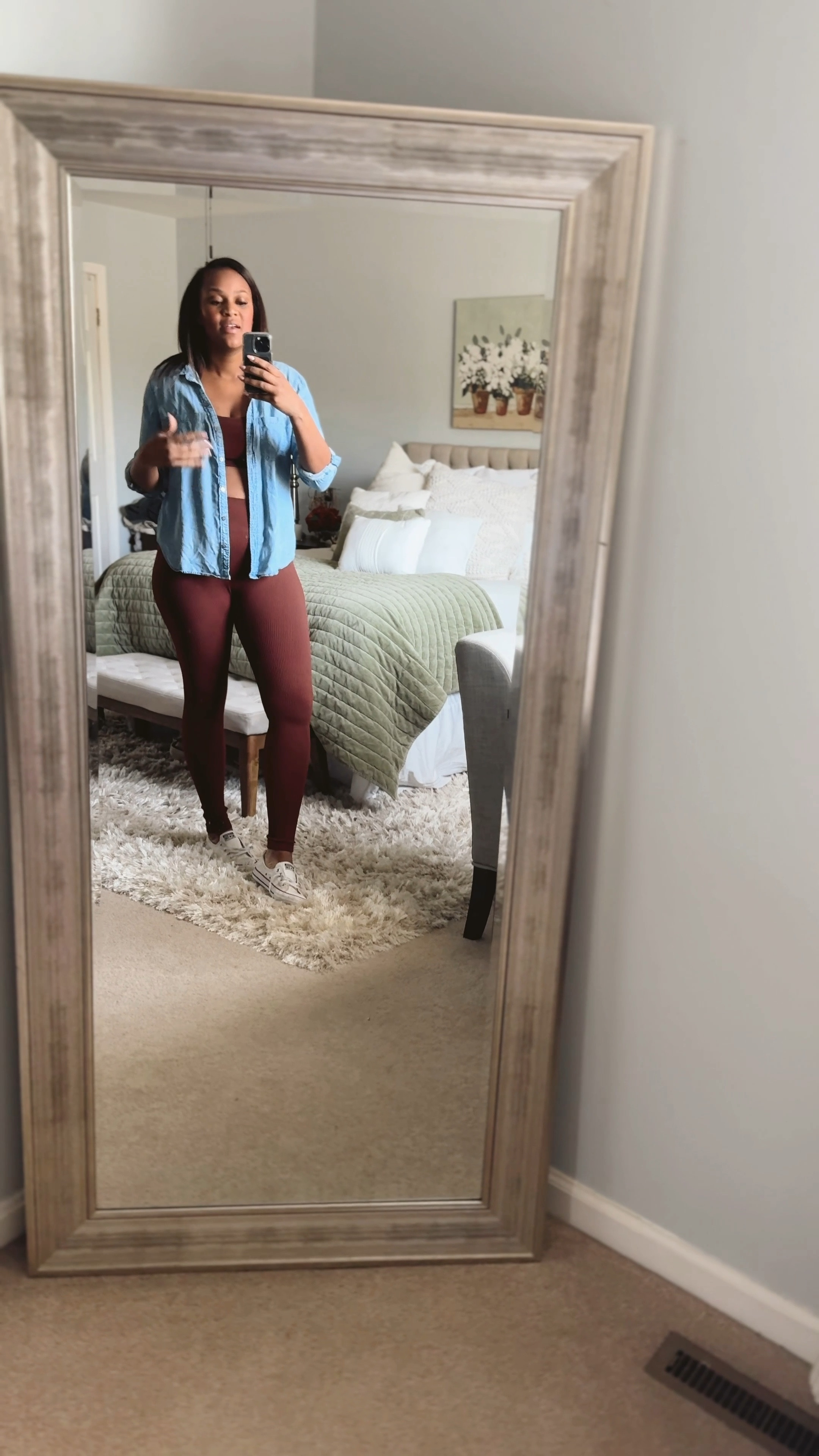 This workout set doubles as a super stylish look to run errands! 
I love how comfy it fits and pair it with an oversized button up and it’s the cutest look! 

Living in this lately! 💕




#LTKshoecrush #LTKVideo #LTKActive