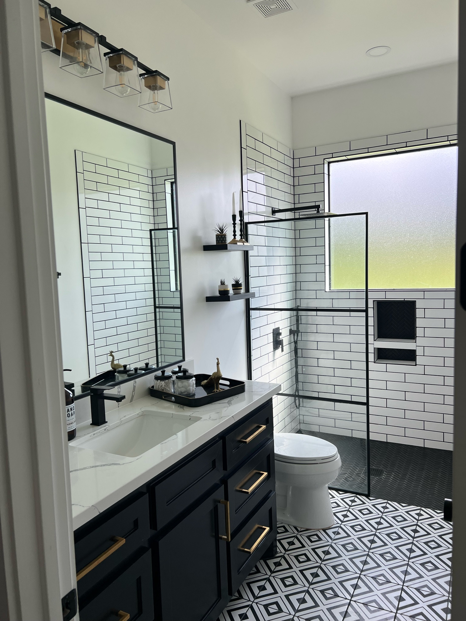 Timeless Black & White Bath! 🖤🤍

#LTKstyletip #LTKunder50 #LTKhome