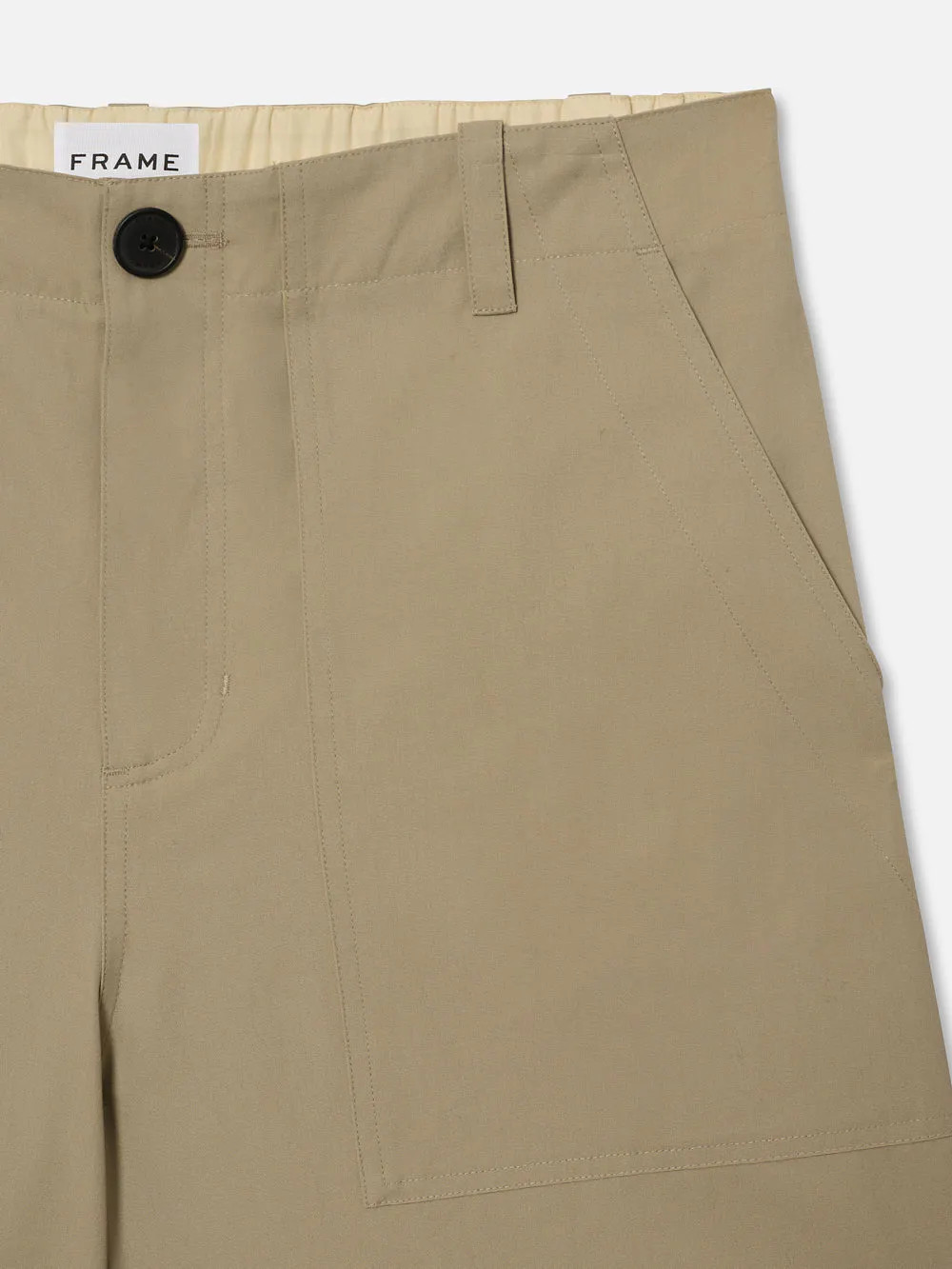 Patch Traveler Short  in  Dark Beige | Frame Denim