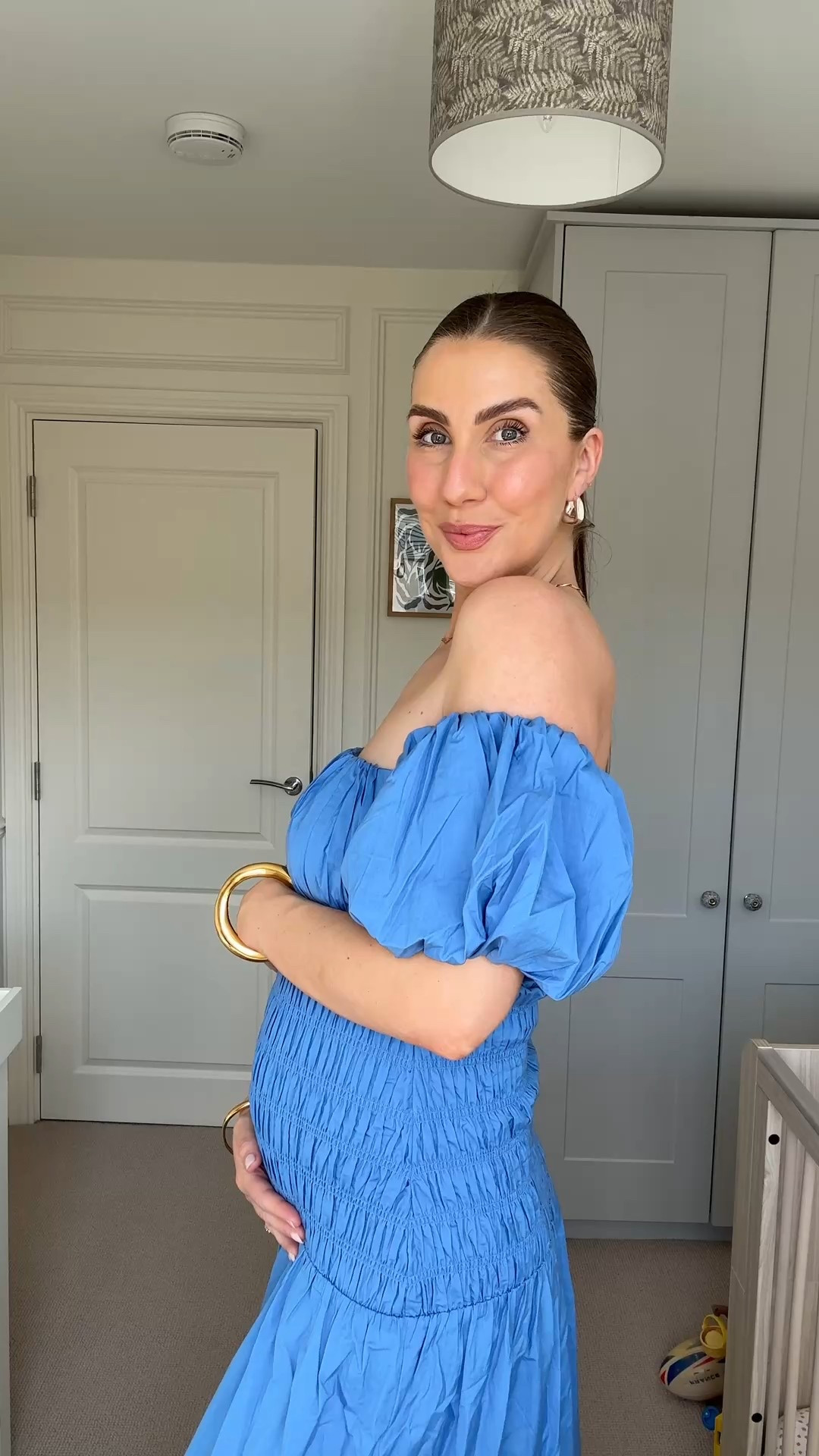 Bump friendly style 🦋💙💛

#LTKeurope #LTKsummer #LTKmaternity