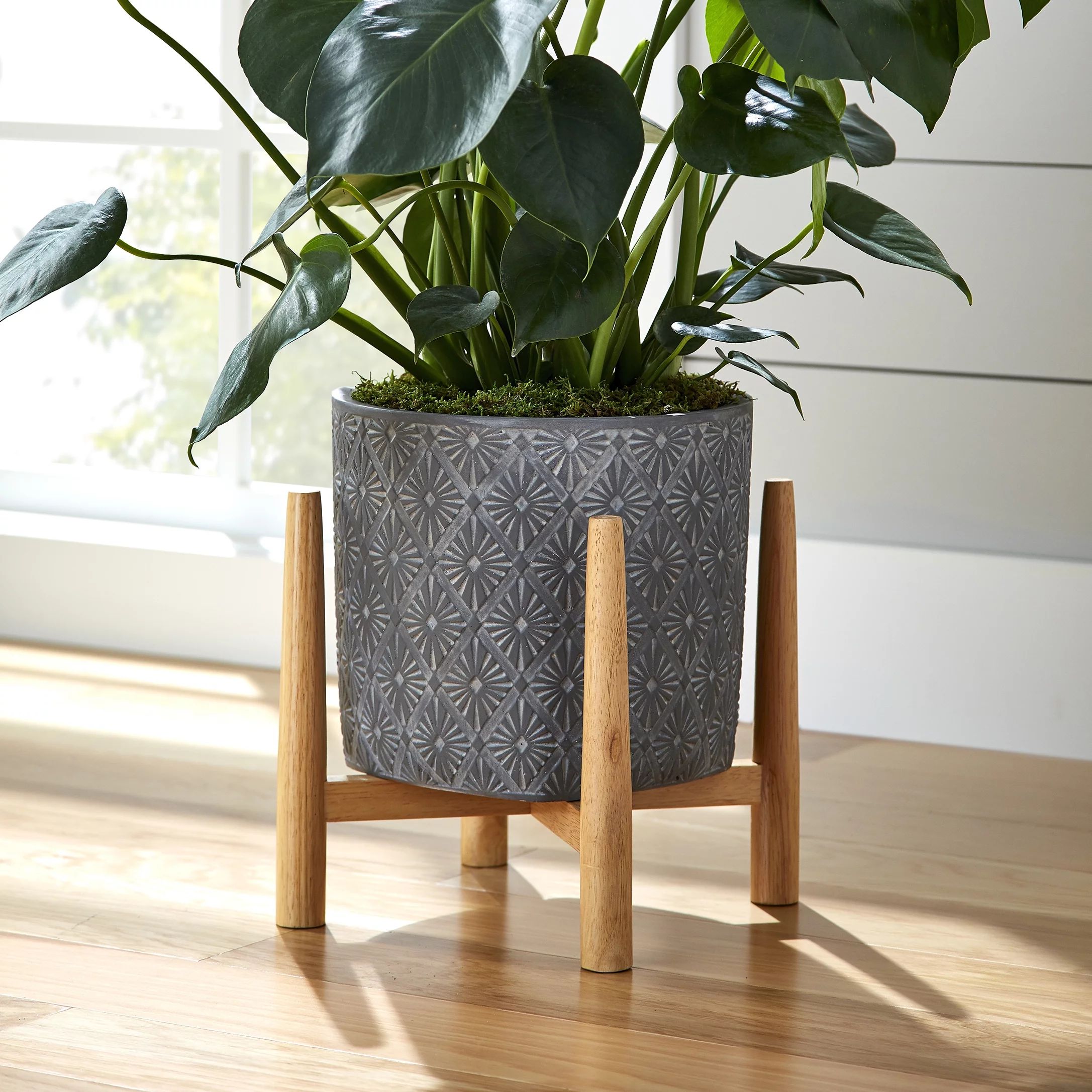 Better Homes & Gardens Brynn 10in Round Concrete Planter,Grey | Walmart (US)