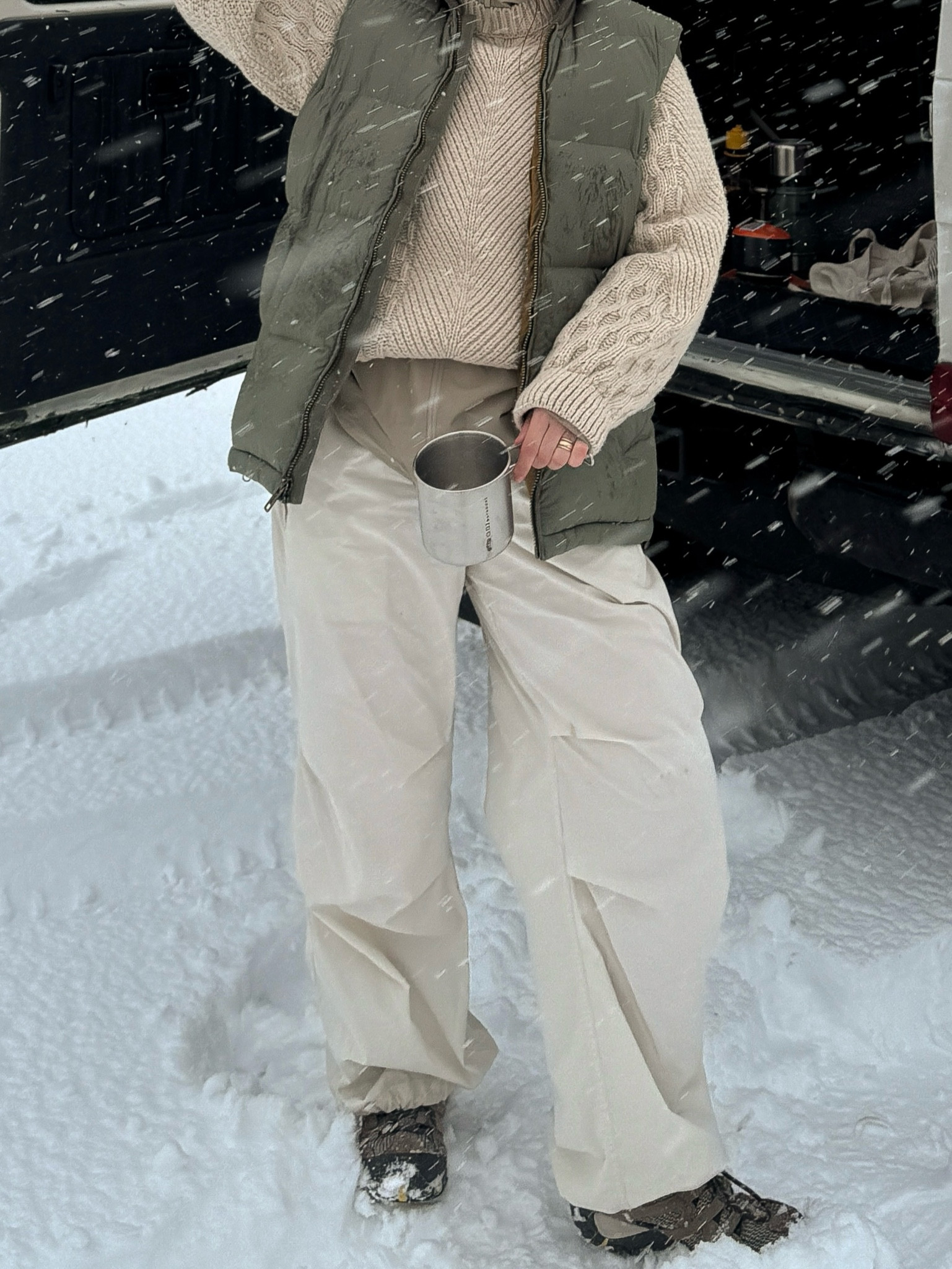 These pants!!! ❤️‍🔥❄️🌲 I wear a wool base layer under neath! Otherwise, it’s too cold lol  

#LTKwinter #LTKcanada #LTKtravel