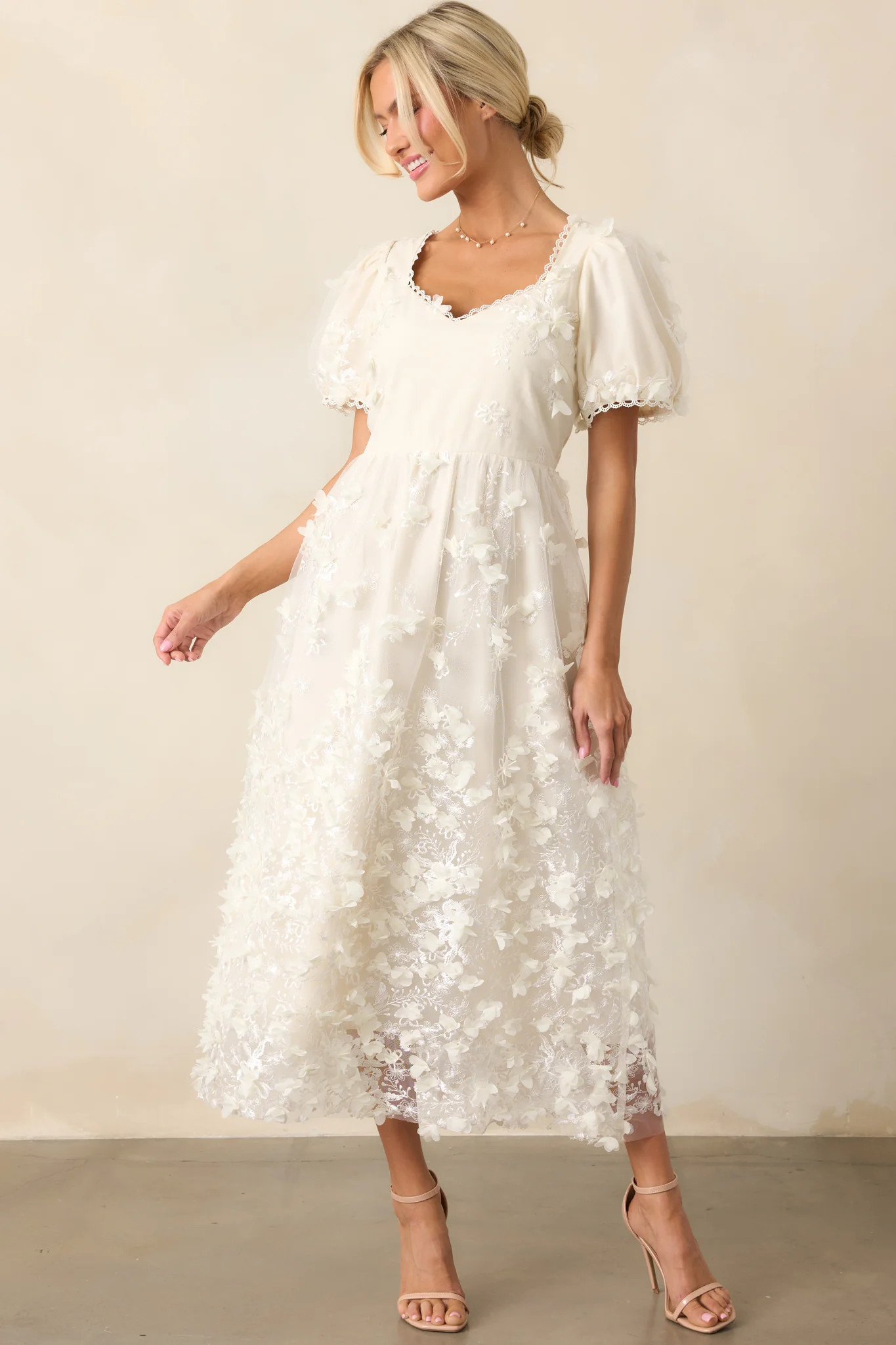 Daffodils & Daydreams Ivory Floral Puff Sleeve Maxi Dress | Red Dress