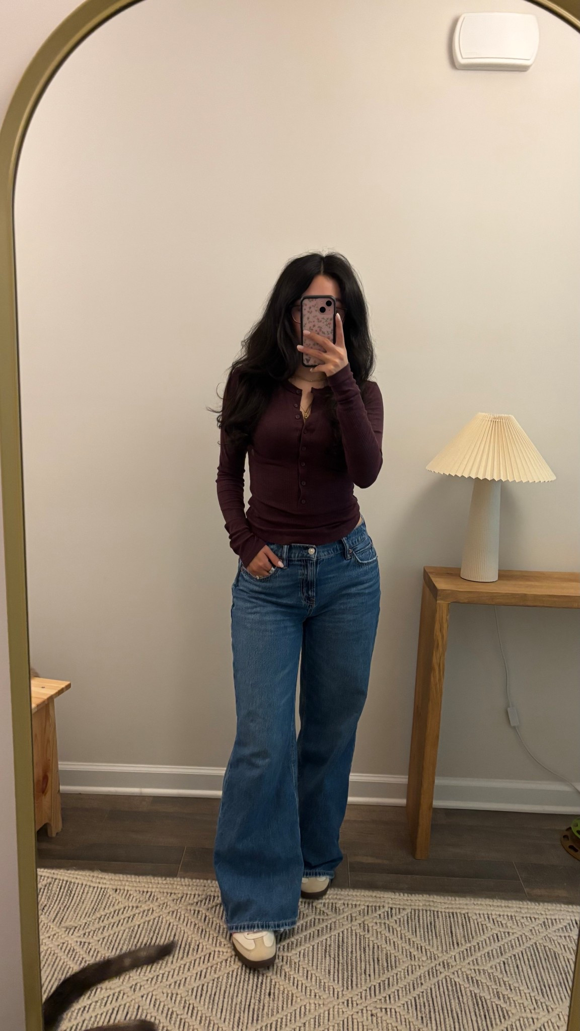 AE low rise ultra wide leg jean (00 regular)
AE long sleeve Henley (xs)


#LTKFindsUnder50