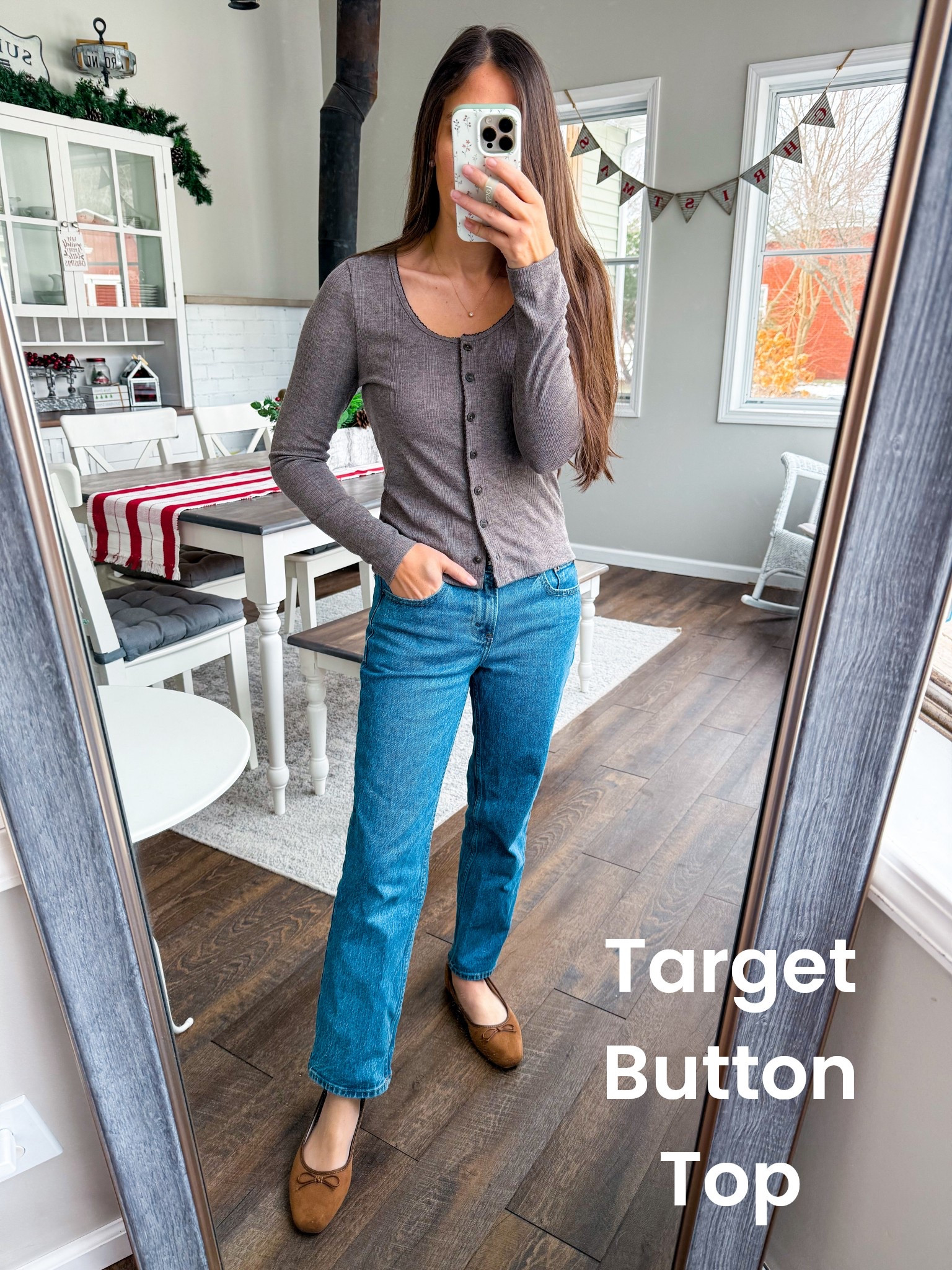 Target button down top! Size XS 
Denim tts xshort 
Shoes tts 

#LTKFindsUnder100 #LTKFindsUnder50 #LTKSaleAlert