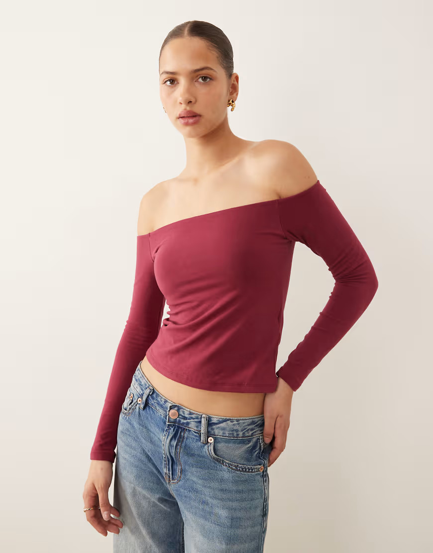 Abercrombie & Fitch seamless off the shoulder top with built in bra in burgundy-Red | ASOS (Global)