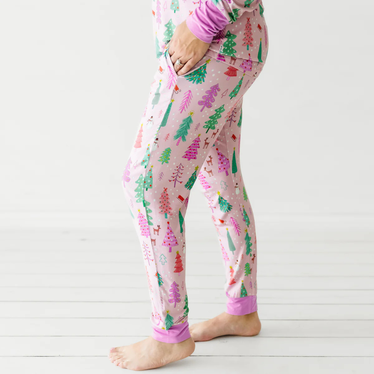 Pink Merry & Bright Women's Pajama Pants | Little Sleepies