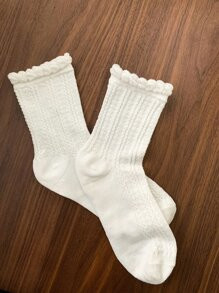 DAZY Solid Crew Socks
   SKU: si2109092138234900      
          (4645 Reviews)
            US$1.... | SHEIN