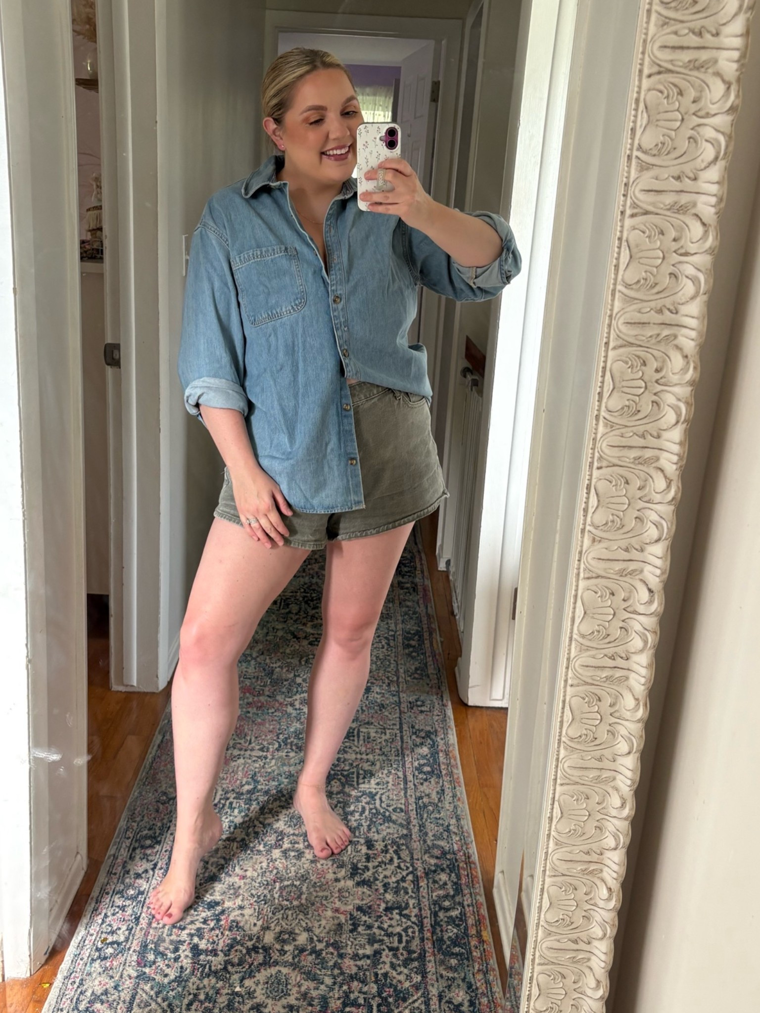 OOTD // fall transition outfit // dinner ootd // 

Top- medium 
Shorts - 32

#LTKootd #LTKSeasonal #LTKMidsize