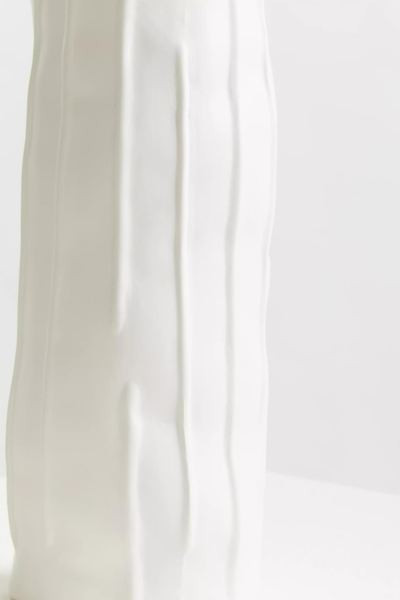 Fara Small Vase | H&M (UK, MY, IN, SG, PH, TW, HK)