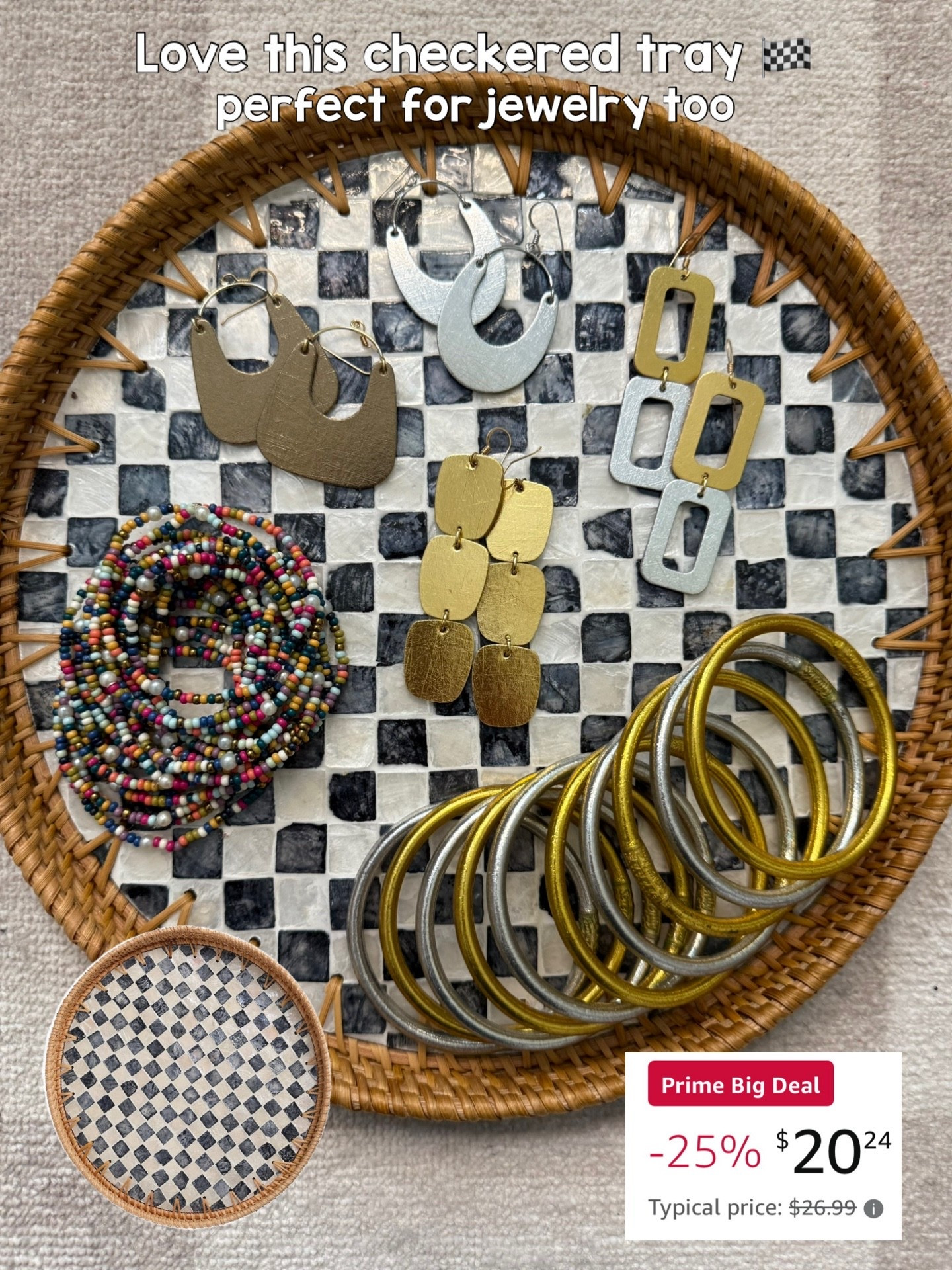 I love to use this tray for my jewelry. It’s so cute and would be perfect for perfume too! 

#LTKSaleAlert #LTKFindsUnder50 #LTKStyleTip