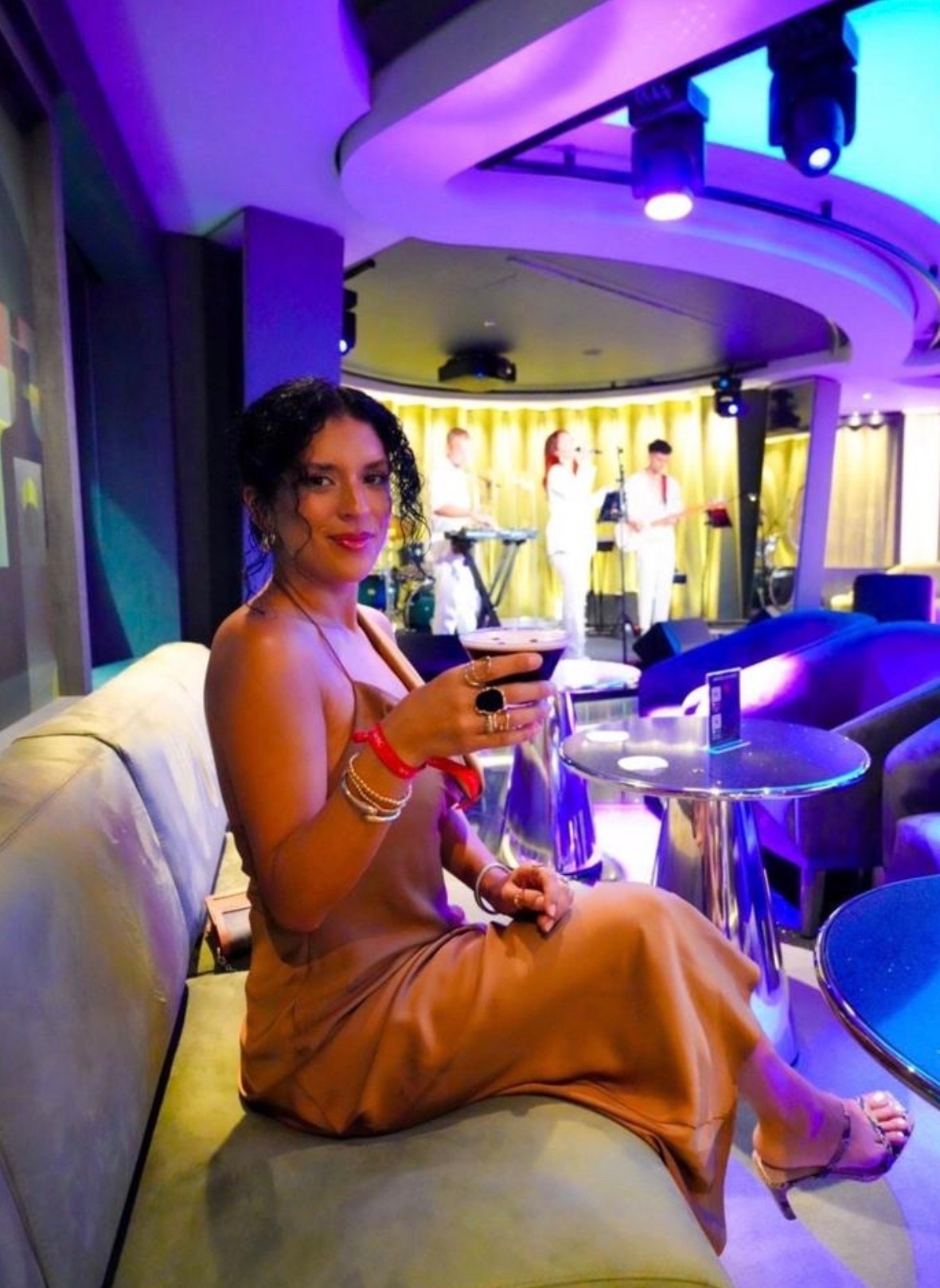 A little dressed up, a little night-out energy ✨ This satin midi dress is such a gorgeous pick for dinner, drinks, or an evening out.

#SatinDress #NightOutStyle #DateNightOutfit

#LTKootd #LTKstorytime #LTKdayinmylife