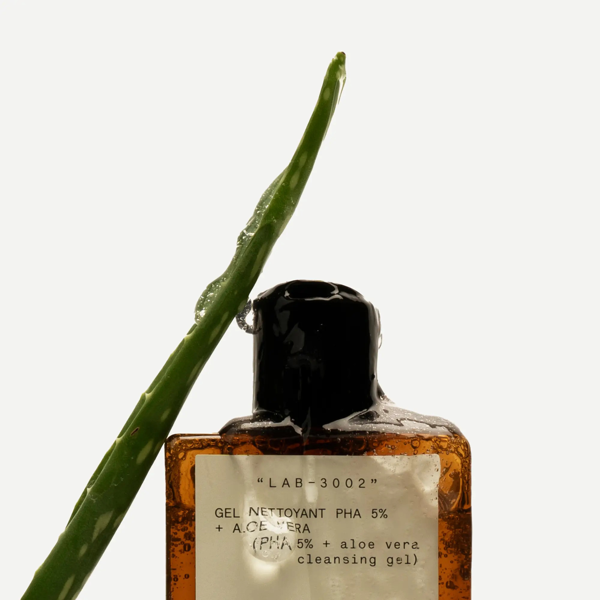 Exfoliating Aloe Vera Gel Cleanser — Typology | Typology - US