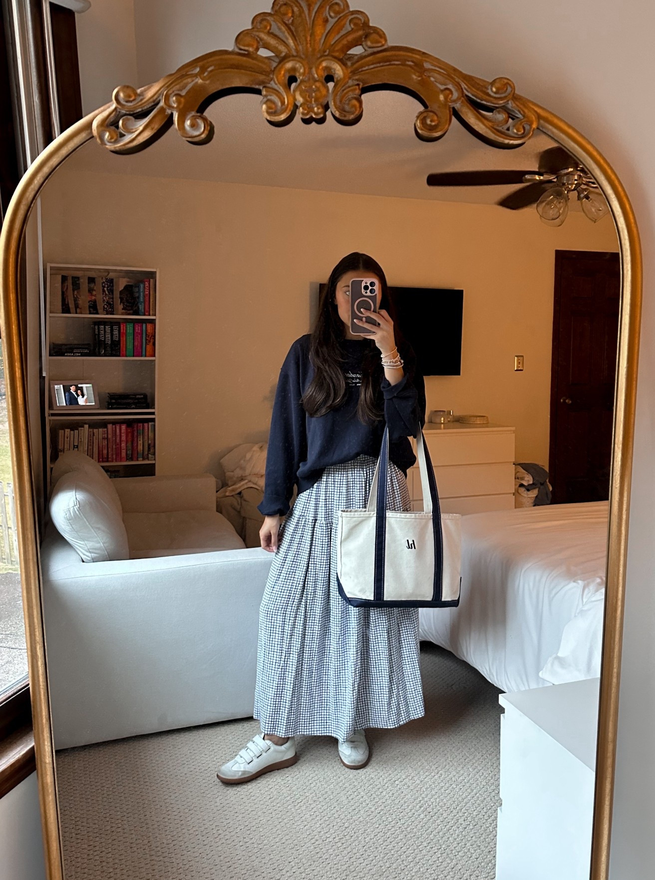 Navy ootd! Loving this color and a maxi skirt & sweatshirt combo for chilly mornings

#LTKStyleTip #LTKSeasonal #LTKWorkwear