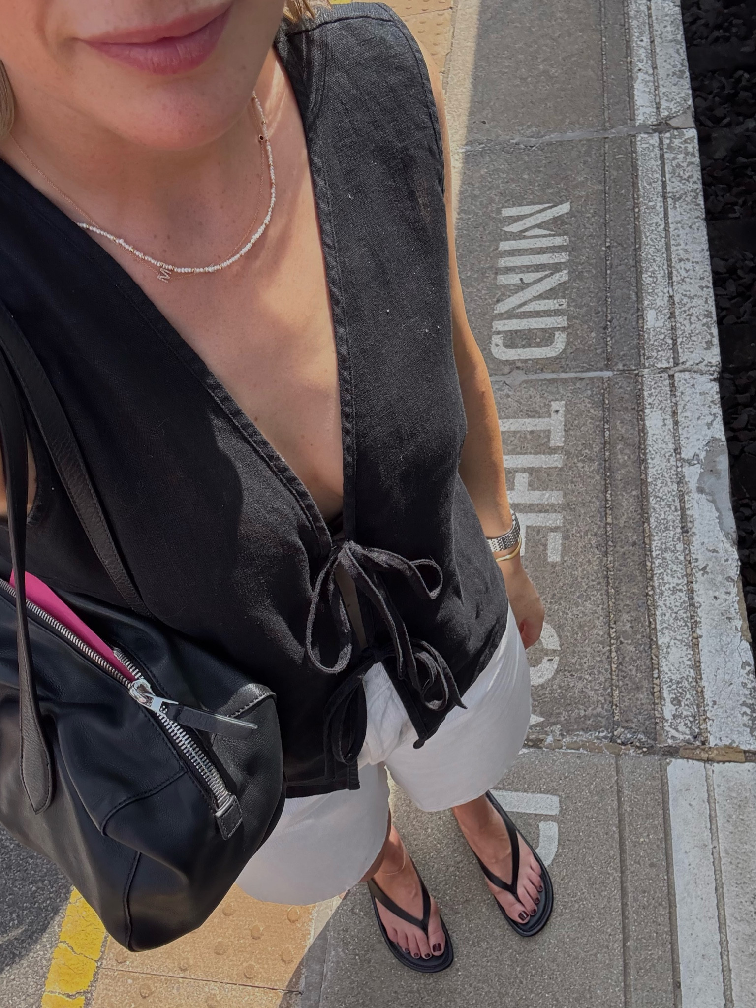 A very easy very comfy summer outfit.
My top is rails but old season I’ve linked the newest one and a high street alternative 

#LTKeurope #LTKsummer #LTKuk