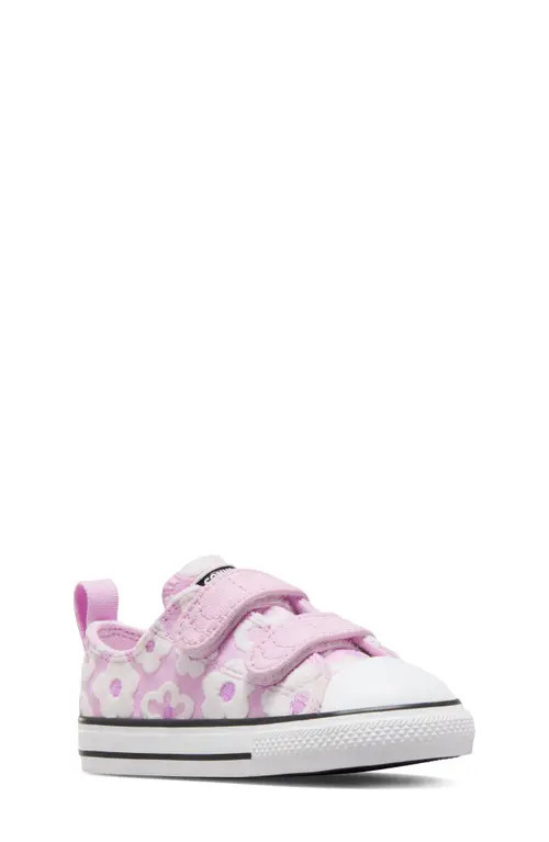 Converse Kids' Chuck Taylor® All Star® 2V Sneaker in Stardust Lilac/white/black at Nordstrom, Size 9 M | Nordstrom