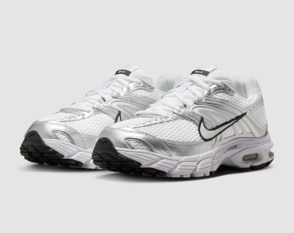 Really loving these sneakers and looking to get a new pair. I always wear black workout fits and these would be a fun pop to that outfit  

#LTKActive #LTKTravel #LTKSeasonal