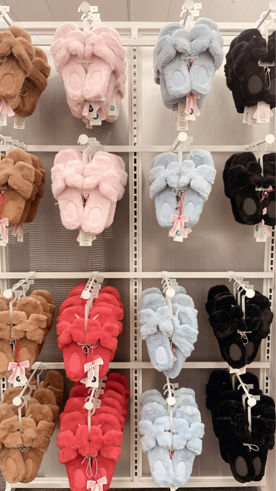 Fuzzy slippers from Target! $15

#LTKSeasonal #LTKHome