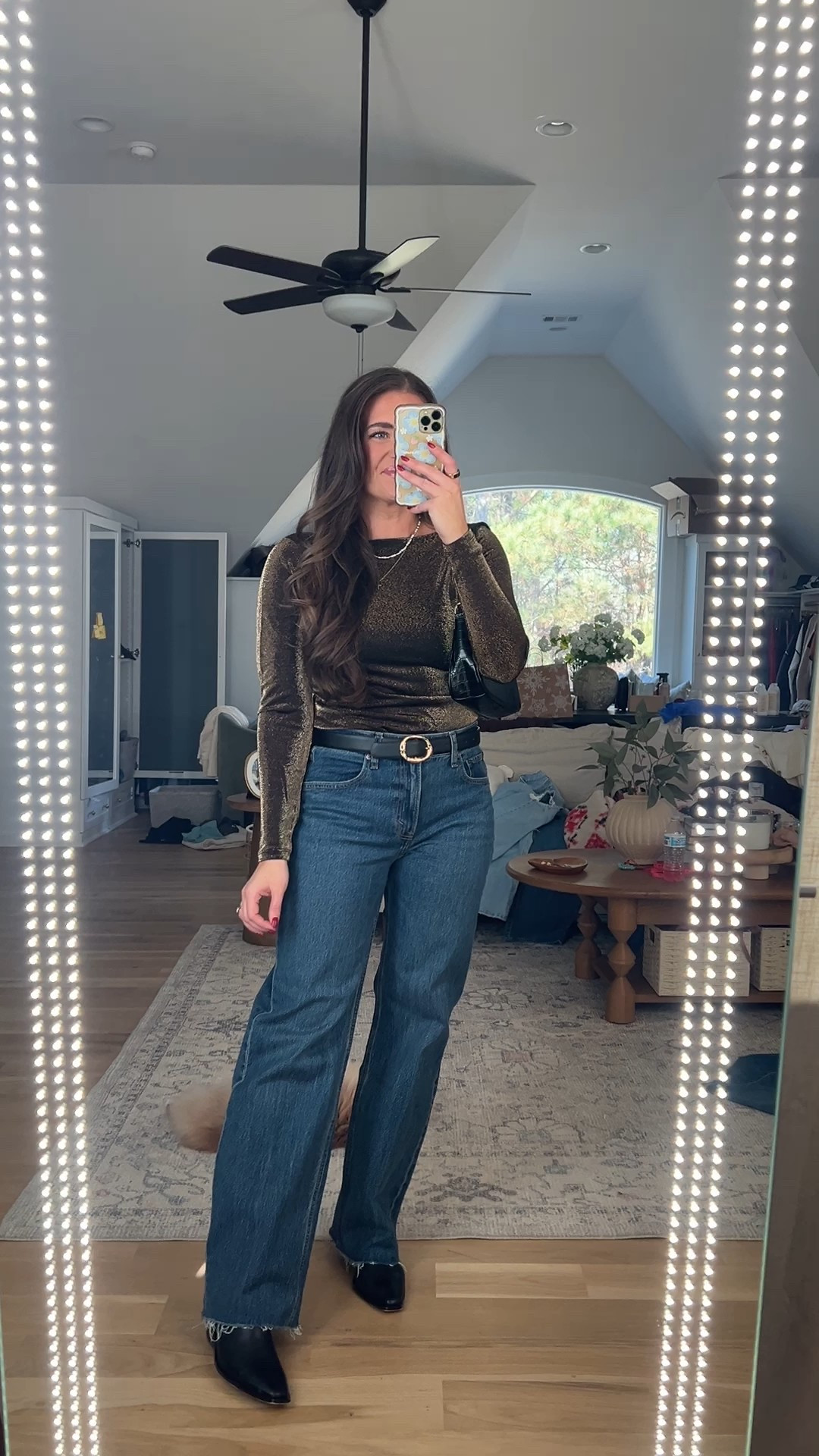 ⭐️ 40% off everything & extra 15% off with code AFMORGAN 🤩⭐️
I’m a true size 8/M & 5’5. My waist 29”, hips 40”, & bust 36.5” 

Sizing info:

•starting Jeans (my fave style ever!) TTS - 29 reg
• wide leg jeans TTS - 29 reg 
•tees & sweaters all TTS - M
•skorts TTS - M
•sweatshirt size L
•sweatpants & lounge pants TTS - M •Sherpa puffer & brown dress coat TTS - M 

Abercrombie haul! 😍🫶🏼 ordered some new jeans, tops (that gold shimmer tho!!!), & outfits for winter/the holidays ✨ & OMG! if you’ve never tried their jeans they’re truly top tier 🤌🏼⭐️ almost entire site is 40% off 🤩👏🏼 AND code AFMORGAN stacks for extra 15% off!!! ⭐️ this haul is SO GOOD OMG!!!! New built in bra tops that are STUNNING & my fave jeans in a new wash + a new wide leg style!!!! I love!!! & The sweats + sweatshirts + lounge fits thoooo 🙌🏼 primo comfort!!! NEXT level softness & comfort! 💯 What’s your fave from this Abercrombie haul?! 👇🏼 🔗 Comment SHOP for the exact links for everything in this haul! 🔗 & Linking everything for y’all w sizing info on my LTK linked in my Instagram bio! 😘 

Direct URL: 

@shop.LTK @abercrombie 

*Offer valid online only 12/9/2025-12/24/2025 in US/CA. Exclusions apply as indicated. Online price reflects discount. *Use code AFMORGAN to get an additional 15% off almost everything in stores and online at checkout from 12/12/2025-12/15/2025 in US/CA. Exclusions apply. See details online. Exclusions: Clearance, Vol. 28 Collection, Pride Collection, PGA, NFL, NHL, NBA, MLS, MLB and NCAA Licensing, Golf Licensing, Cashmere, Leather, Suede, Down, Sunglasses, All Multipacks, and Watches

#LTKSaleAlert #LTKSeasonal #LTKHoliday